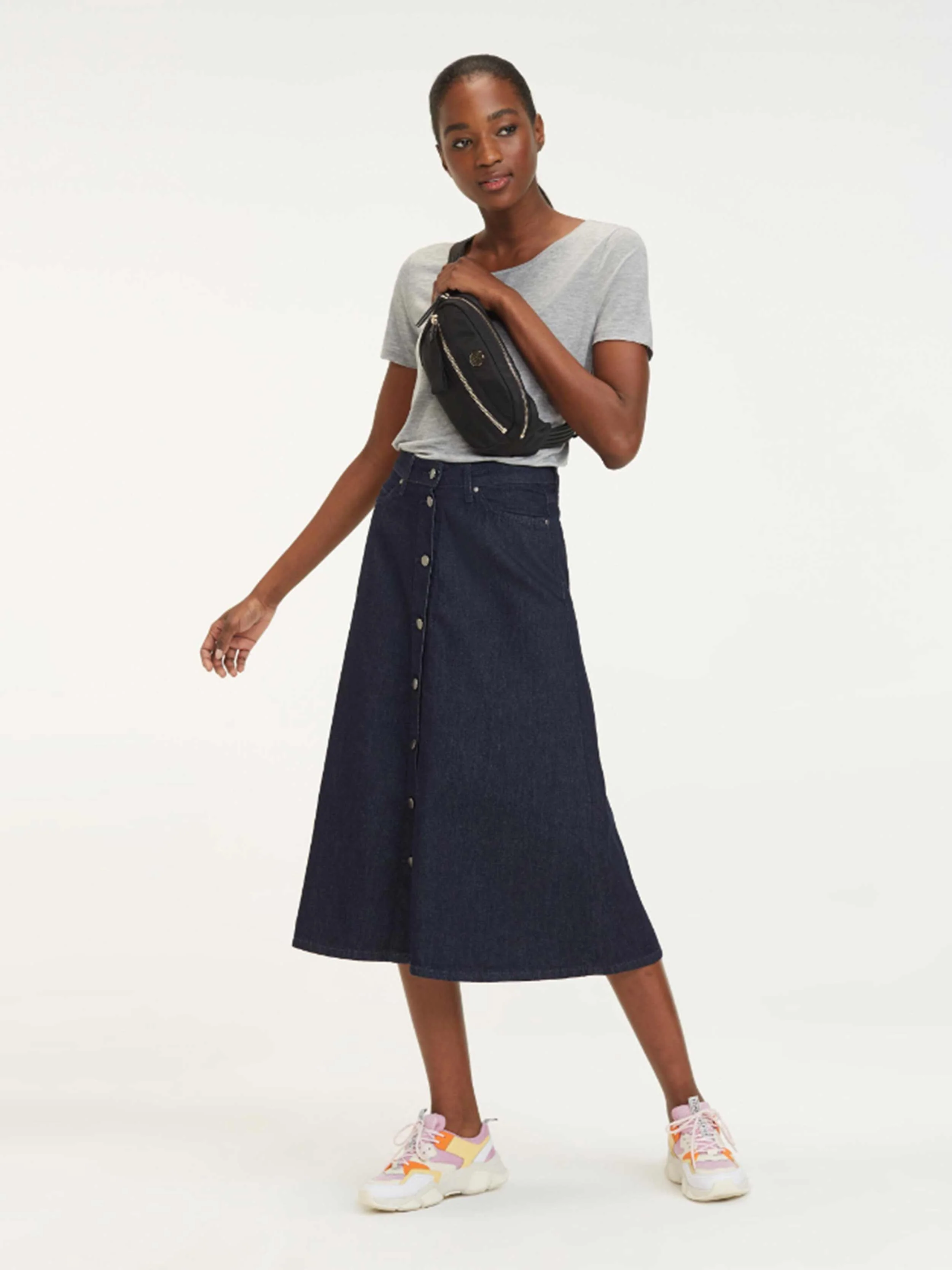 Tommy Hilfiger - Women's Dark Wash Long Full Skirt in Denim - Image 2