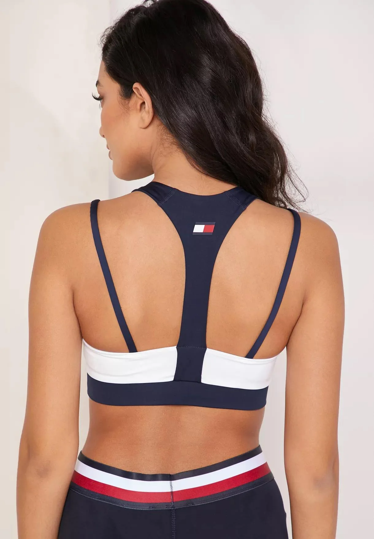 Tommy hilfiger - sport bra medium impact back detail - women - Image 2
