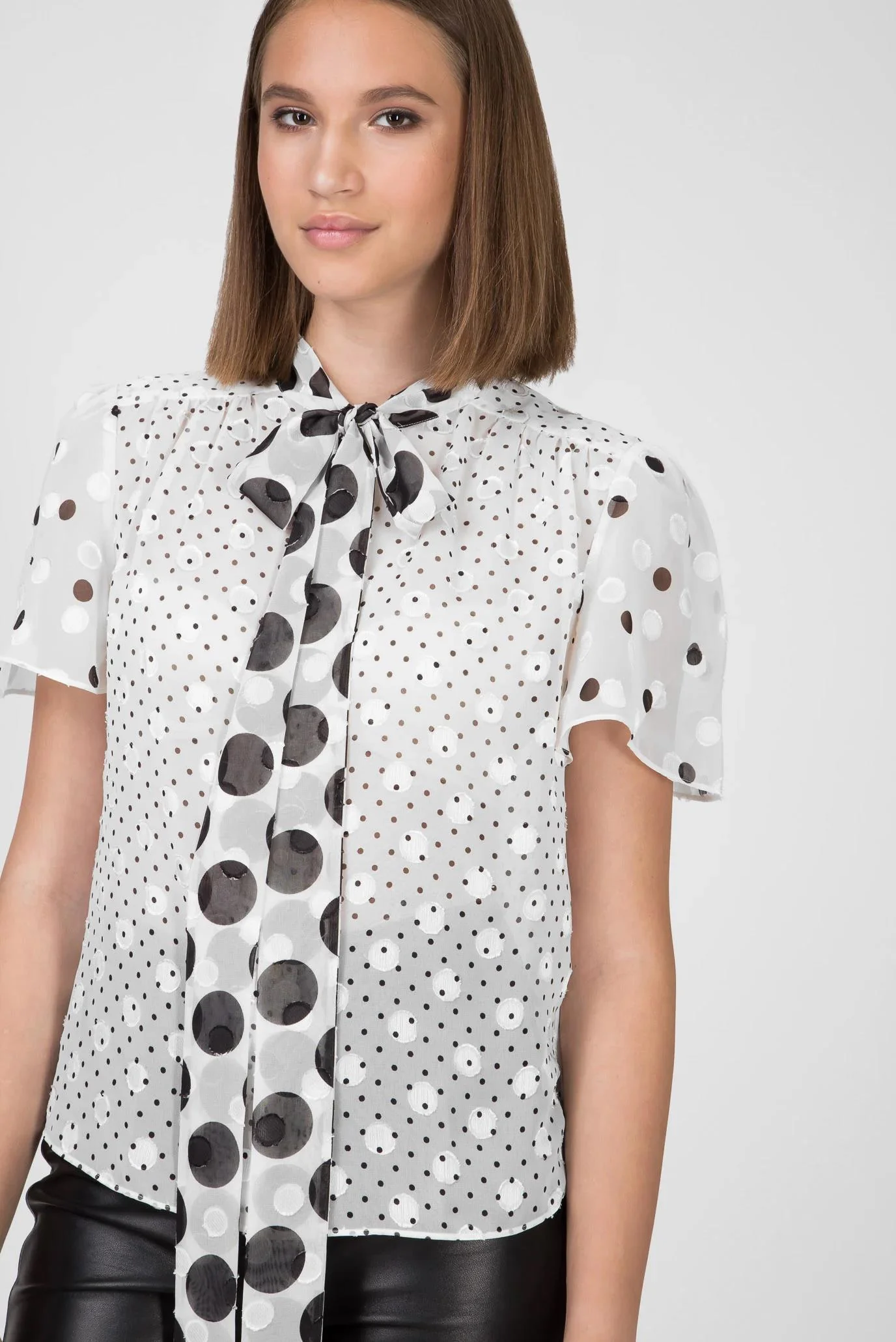 Tommy Hilfiger - Women's Zendaya Polka Dot Tie Nck Blouse - Image 3