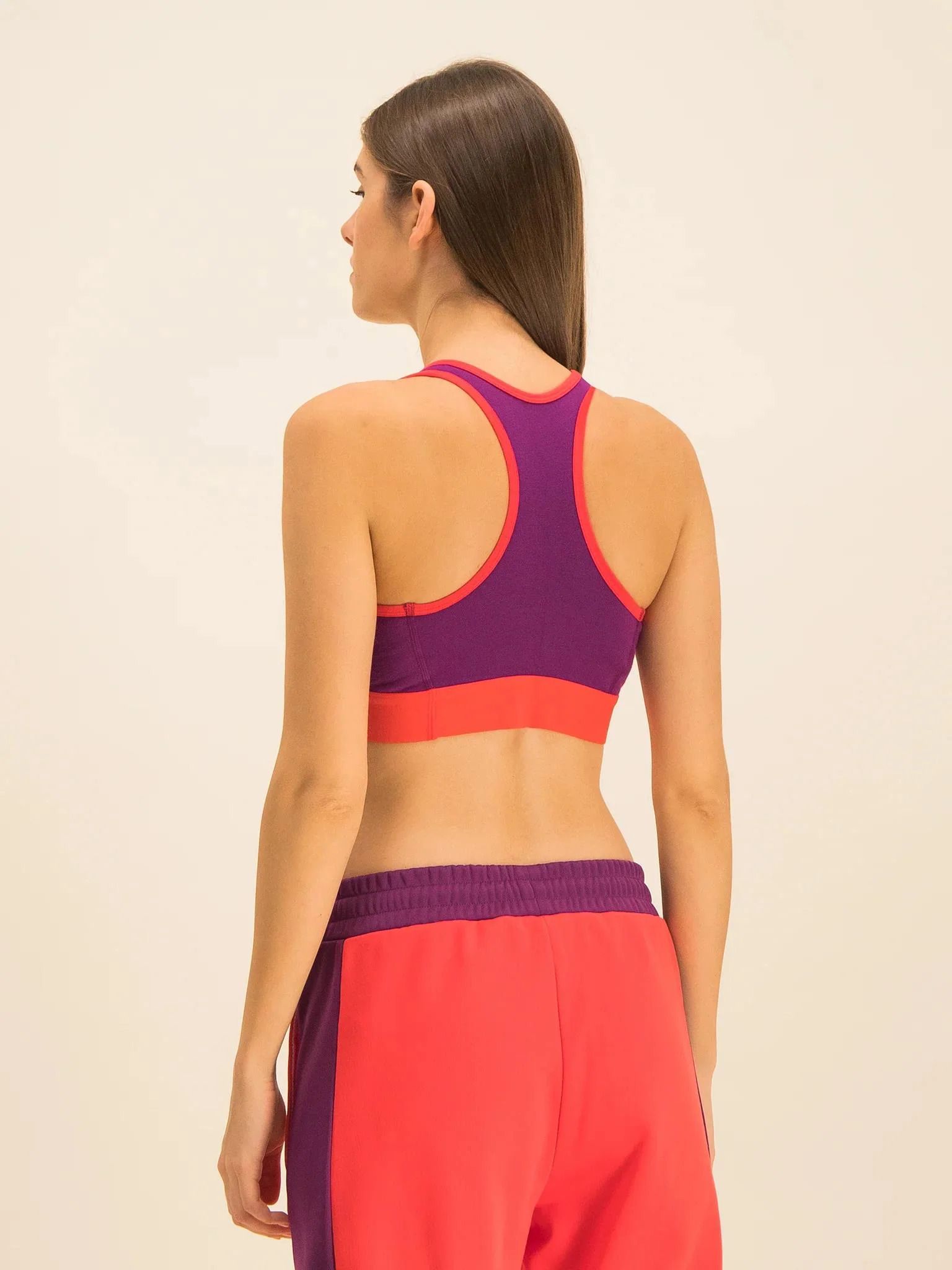 Tommy Hilfiger - Women's Medium Support Sports Bra - Image 8