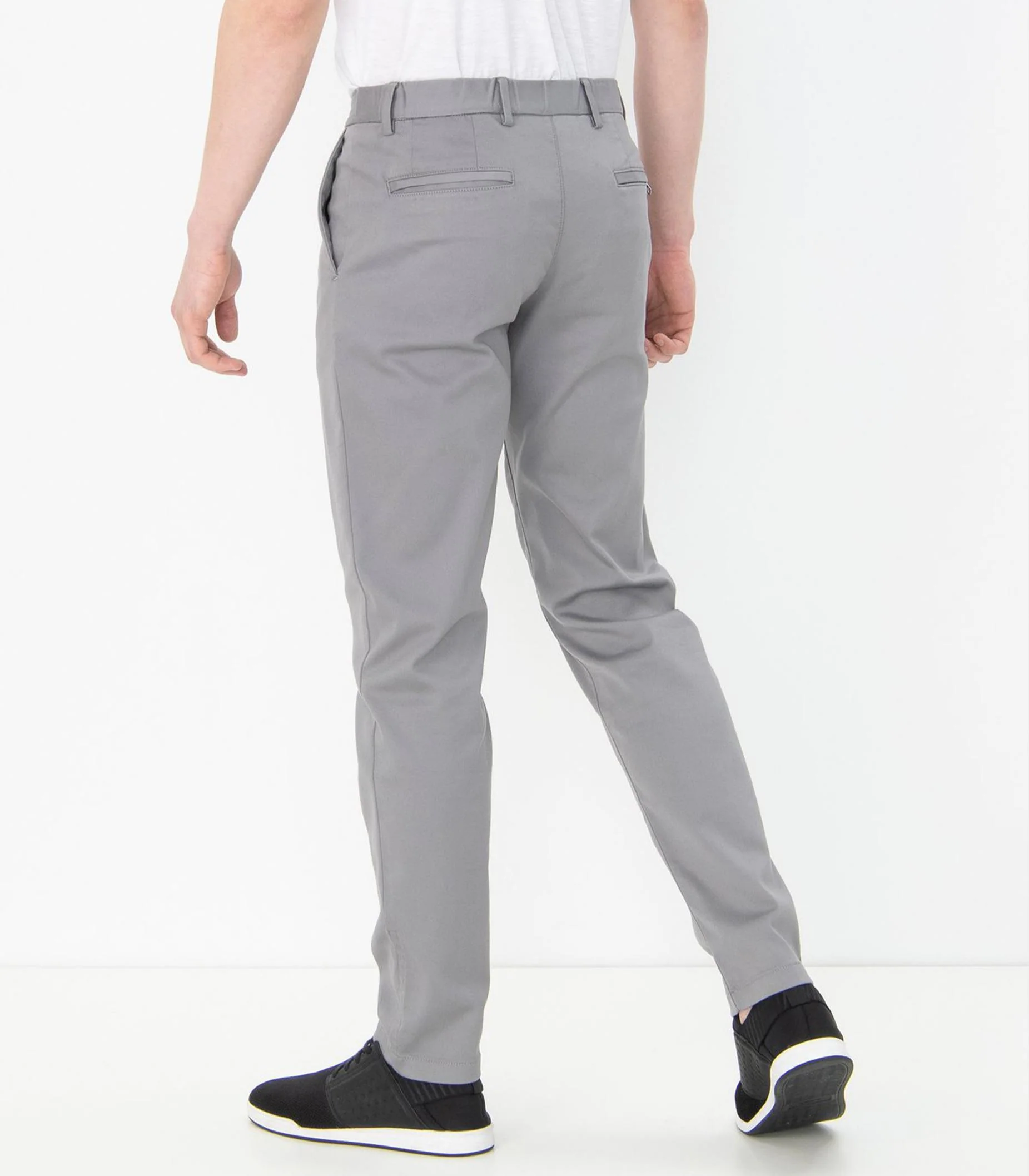 Tommy Hilfiger - Men's Tapered Tech Stretch Twill Flex Pants - Image 6