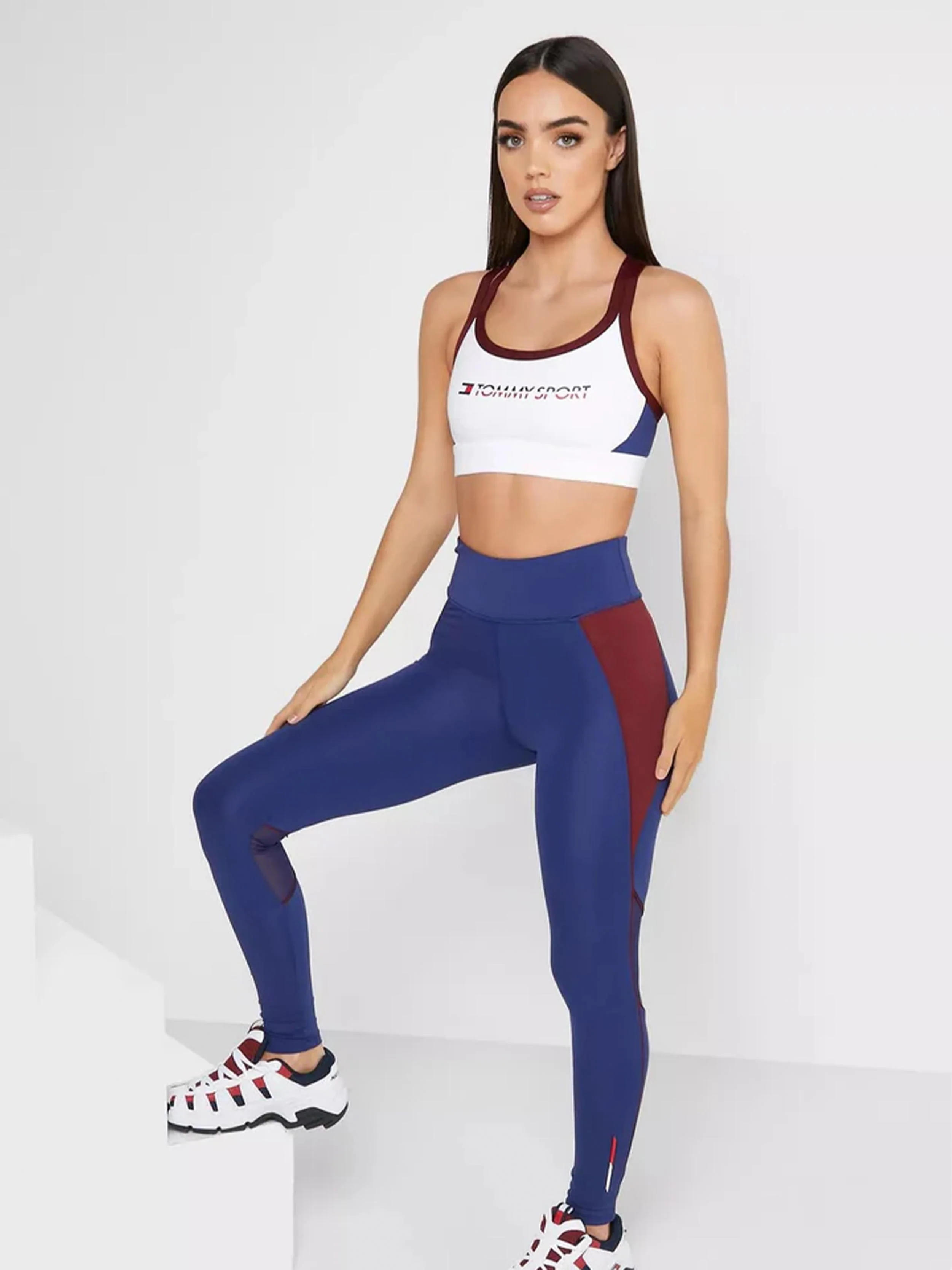 Tommy Hilfiger - Women'sLogo Low Support Bra - Image 2