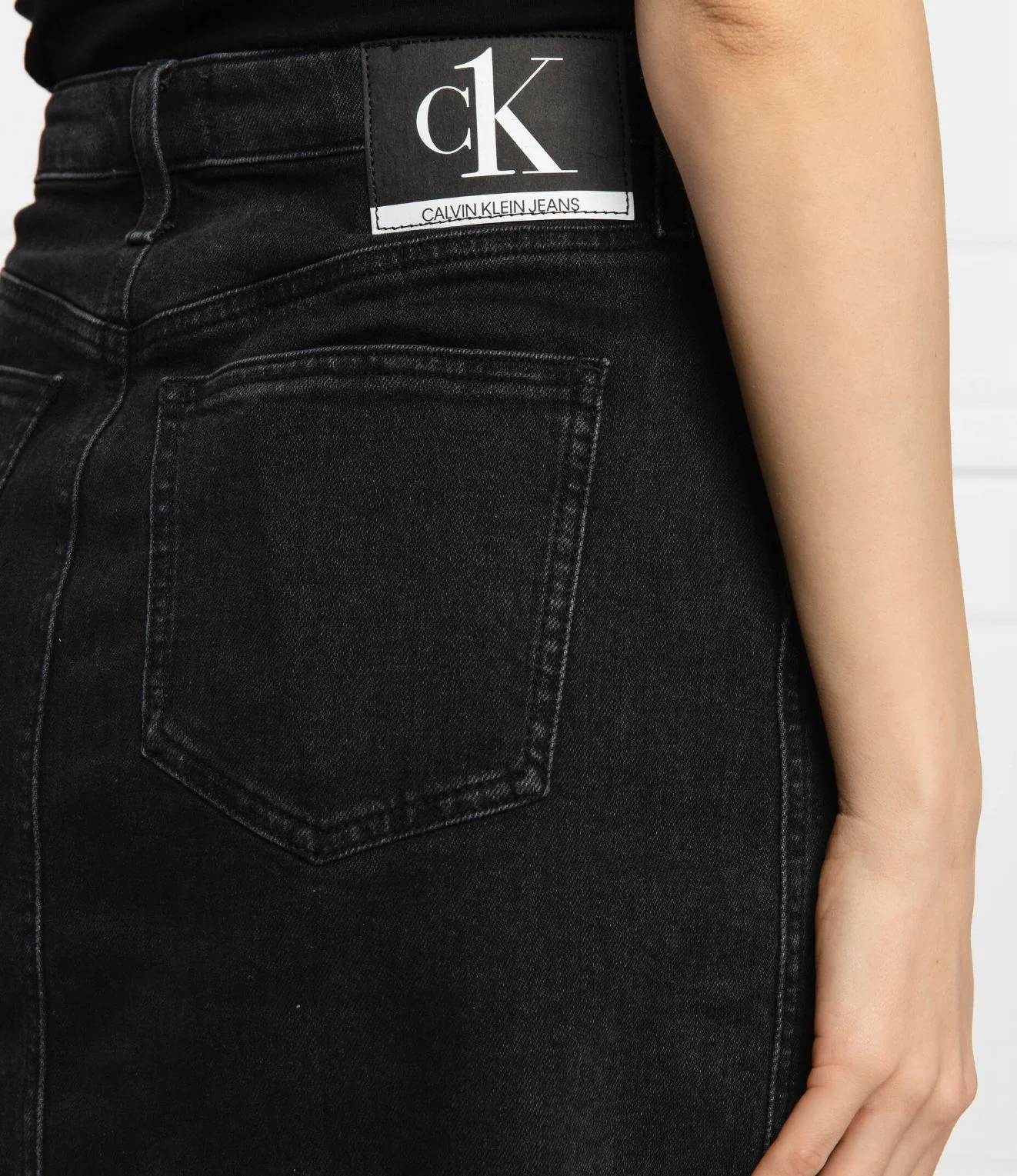 Calvin Klein Jeans - High Rise Mini Skirt - Image 4