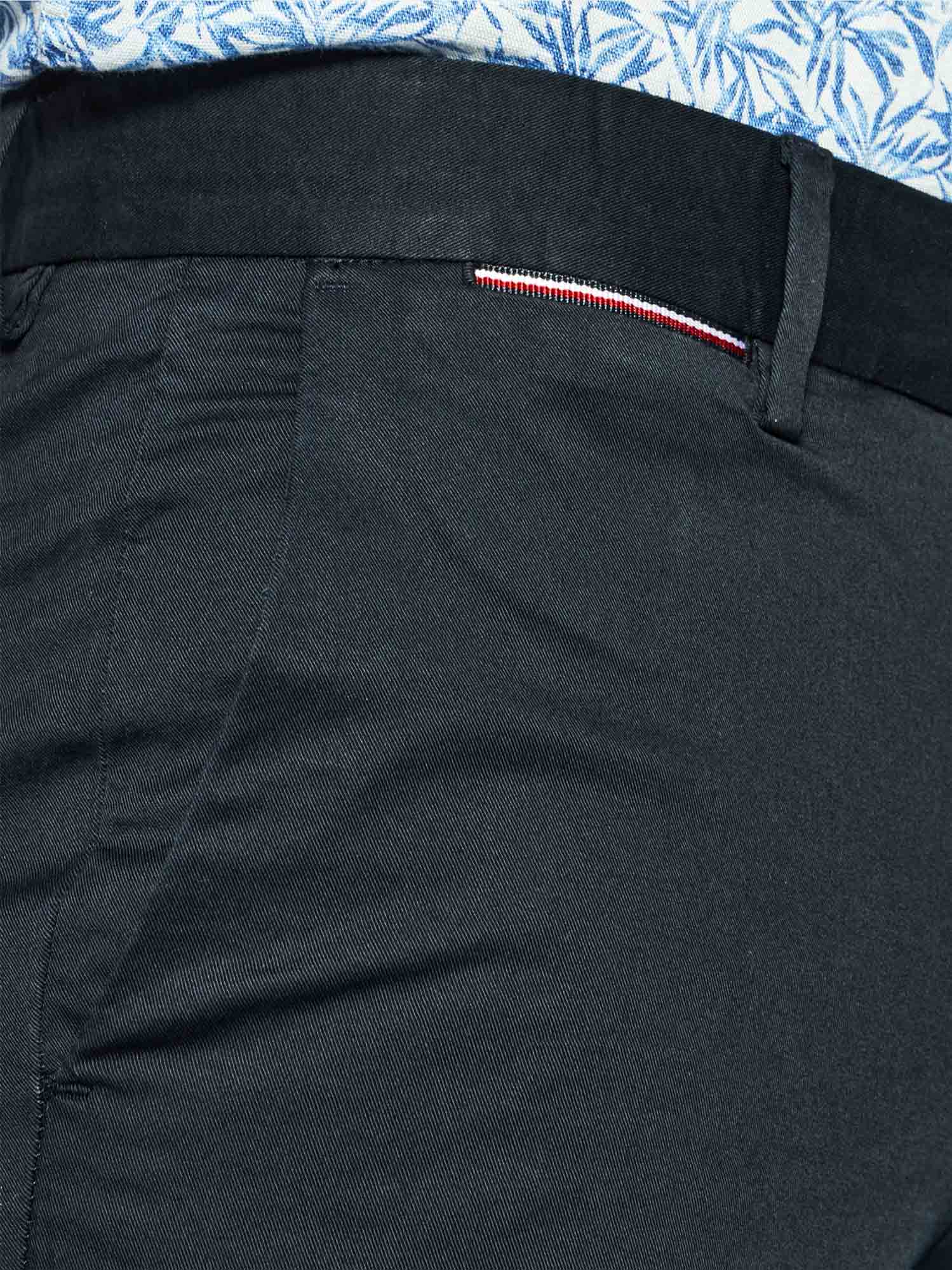 Tommy Hilfiger - Men's Denton Chino Summer Twill Flex - Image 19