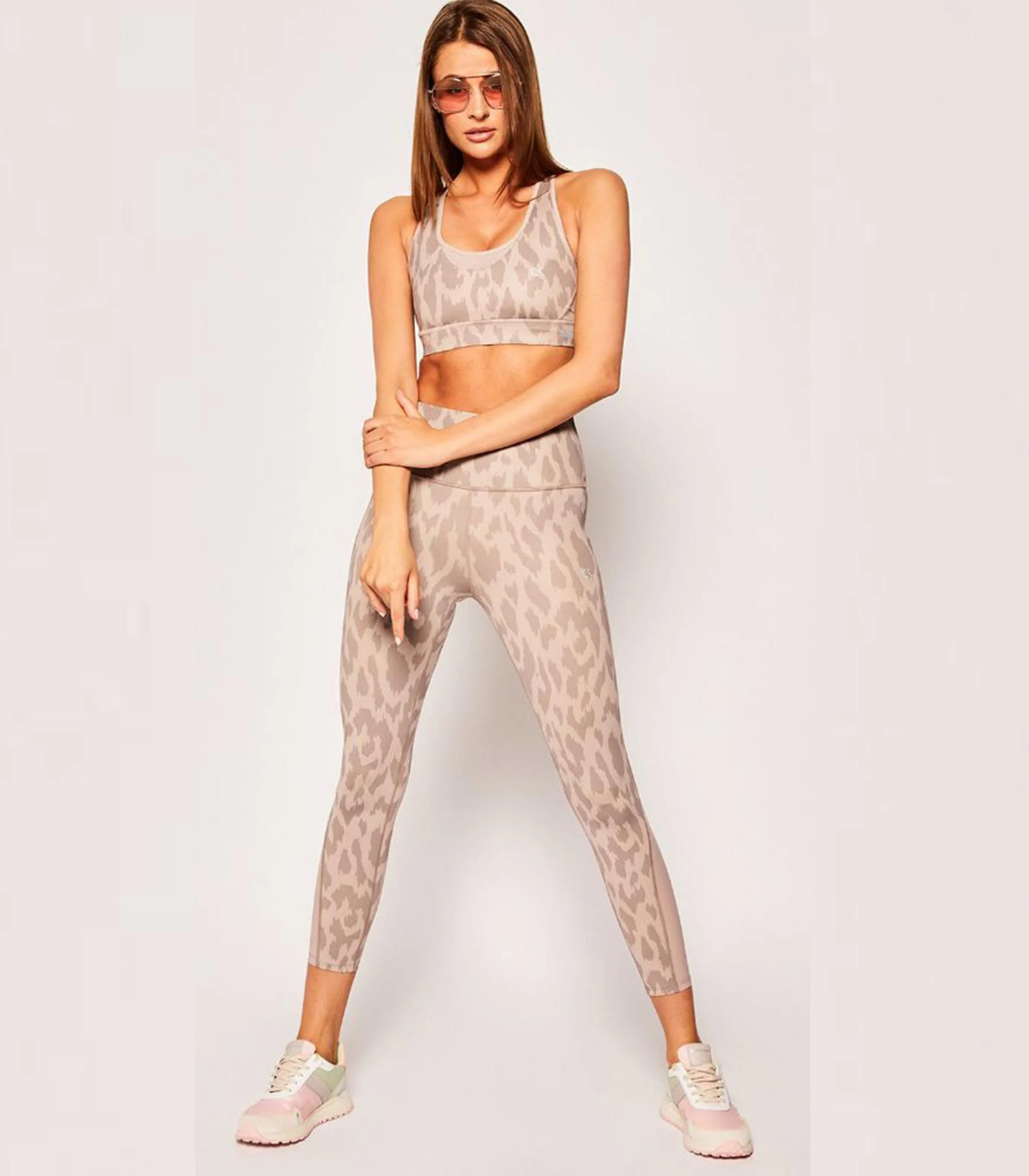Calvin Klein - Medium Support Sports Bra - Image 5