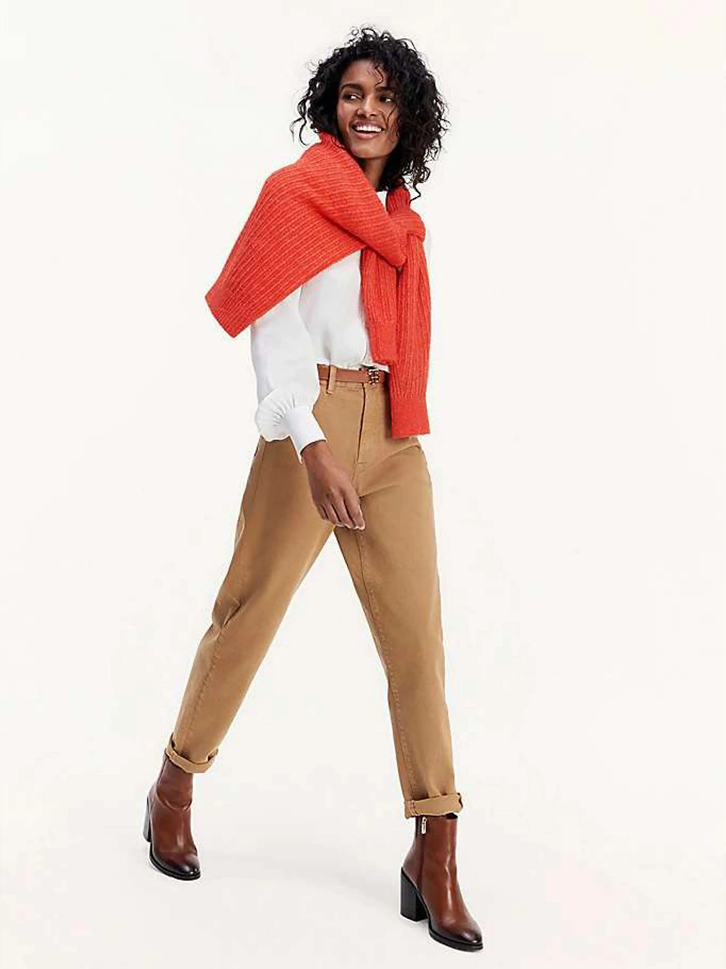 Tommy Hilfiger - Women's Relaxed Tapered Washed Jeans - Image 7
