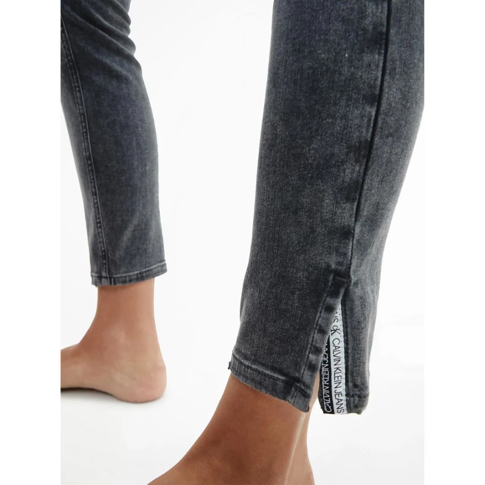 Calvin Klein Jeans - Mid Rise Skinny Ankle , Style J20j215402 - Image 4