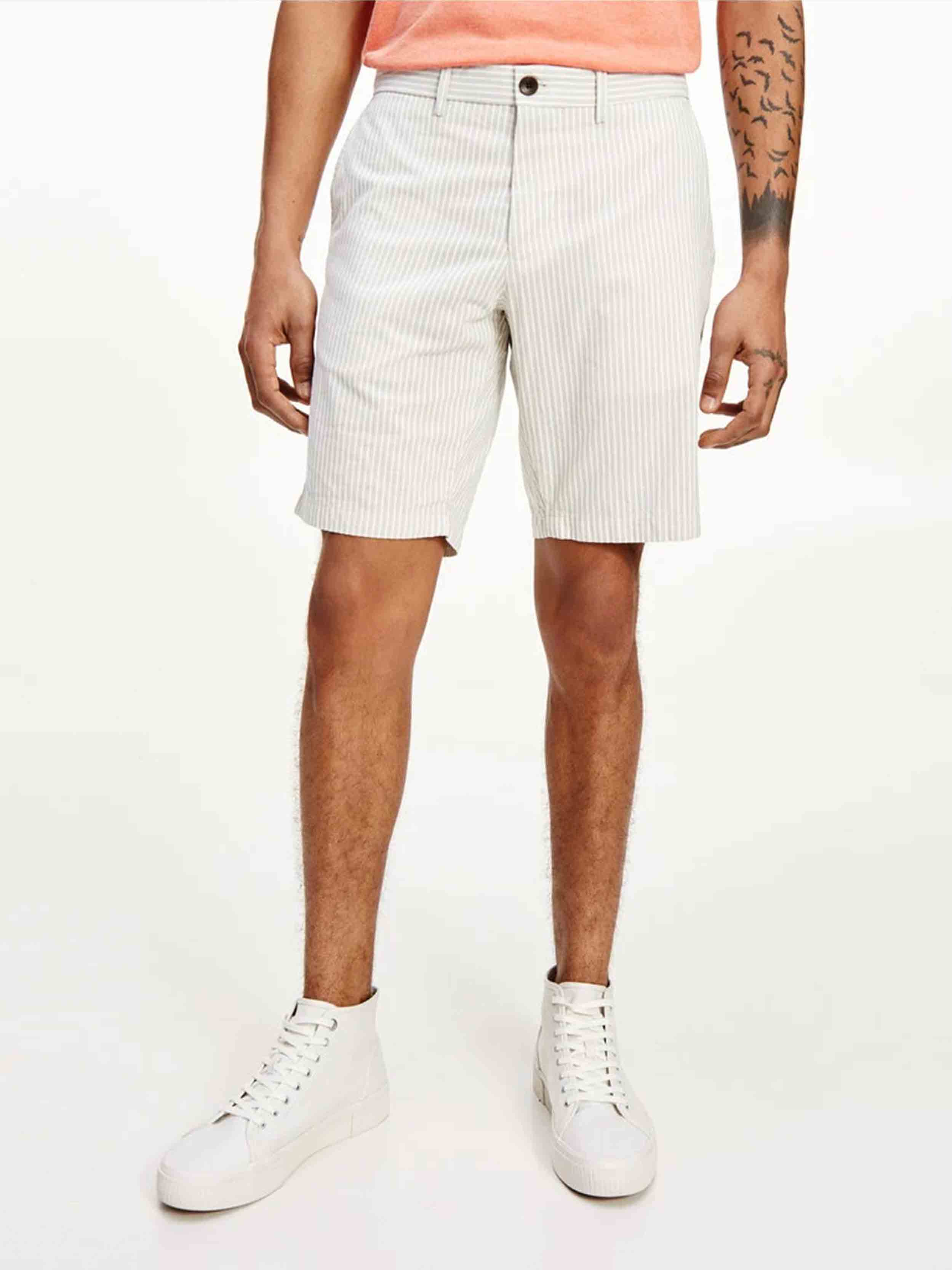 Tommy Hilfiger - Men's Slim Fit Chino Brooklyn Shorts - Image 2