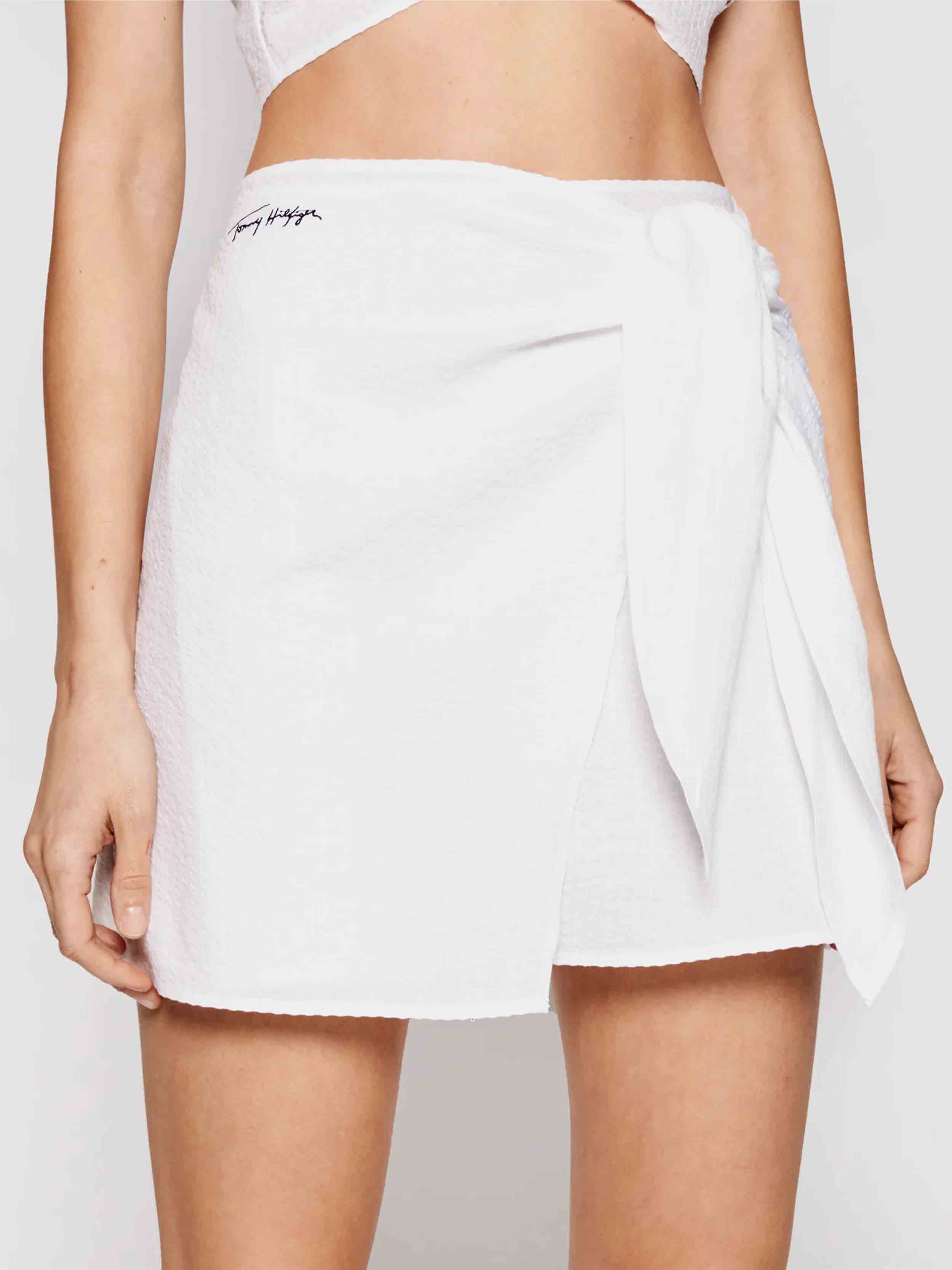 Tommy Hilfiger - Women's Cotton Seersucker Signature Mini Skirt - Image 3