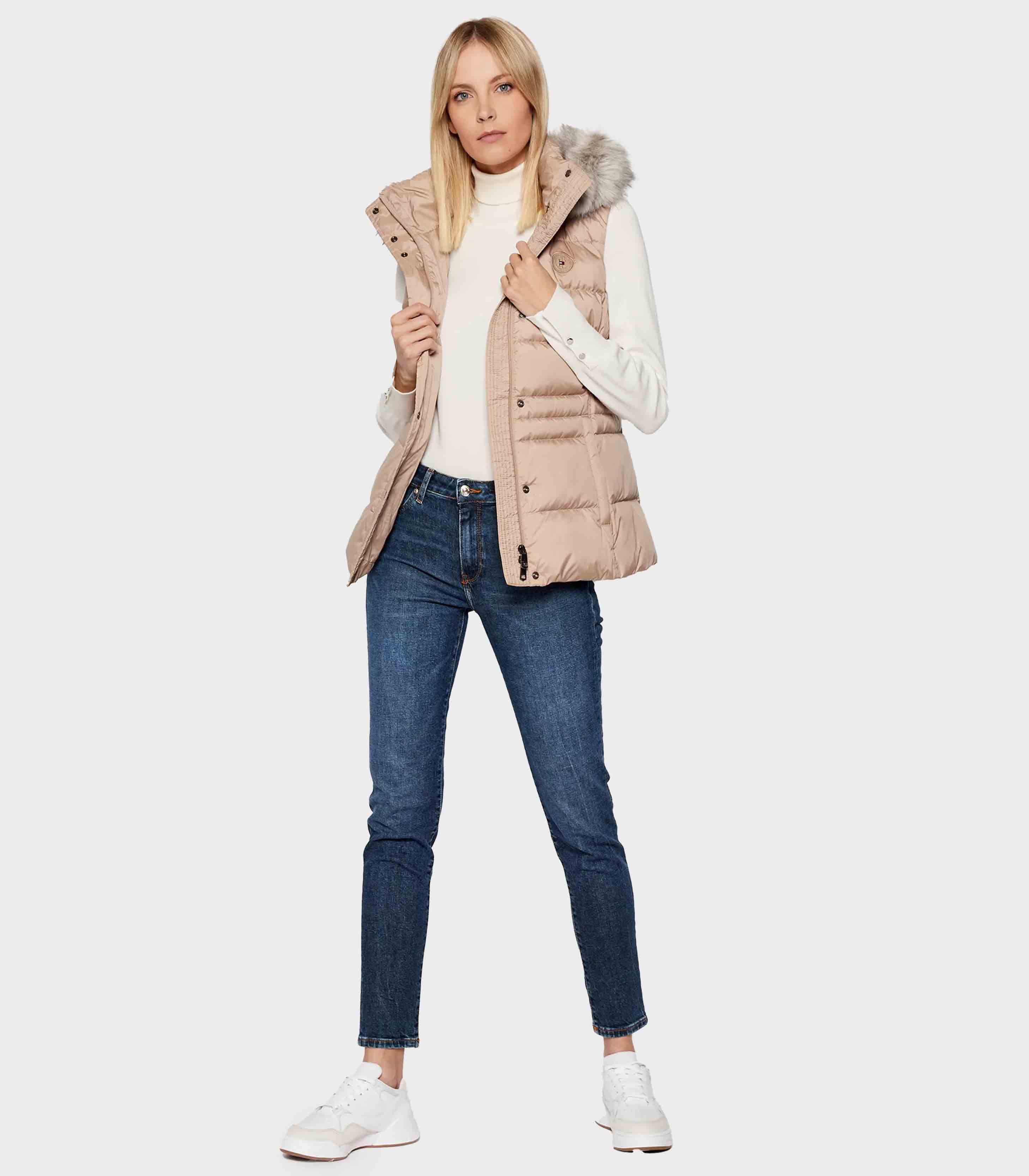 Tommy Hilfiger - Venice Mid Rise Slim Faded Jeans - Image 2