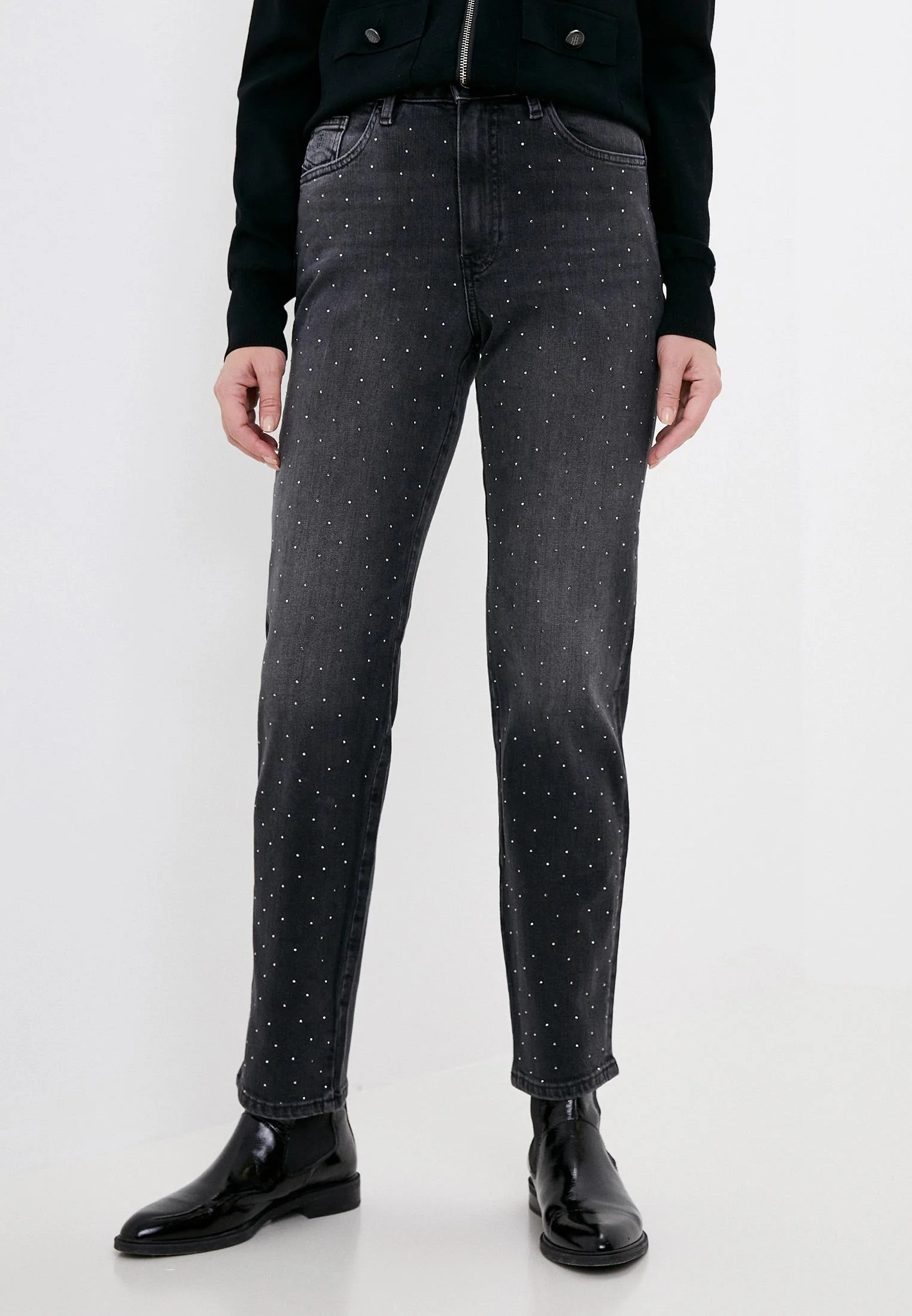 Tommy Hilfiger - Women's New Classic Straight Jeans - Image 2