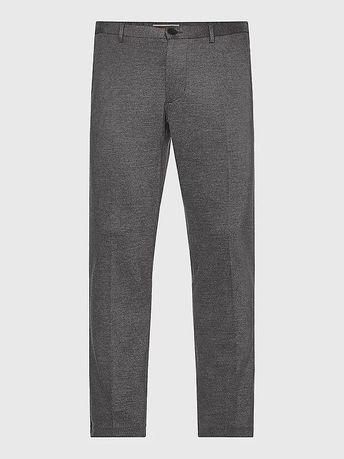 Tommy Hilfiger - Men's Bleecker Slim Fit Jersey Chinos - Image 11