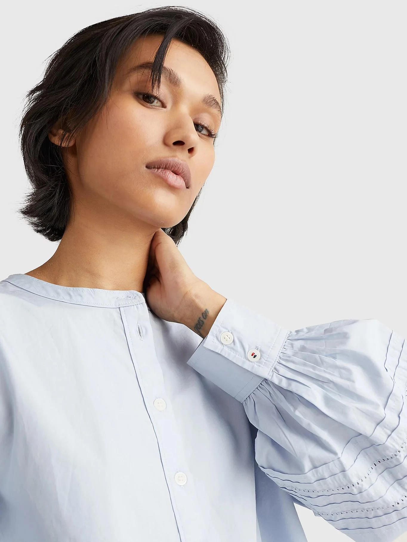 Tommy Hilfiger - Ladder Lace Regular Fit Henley Blouse - Image 5