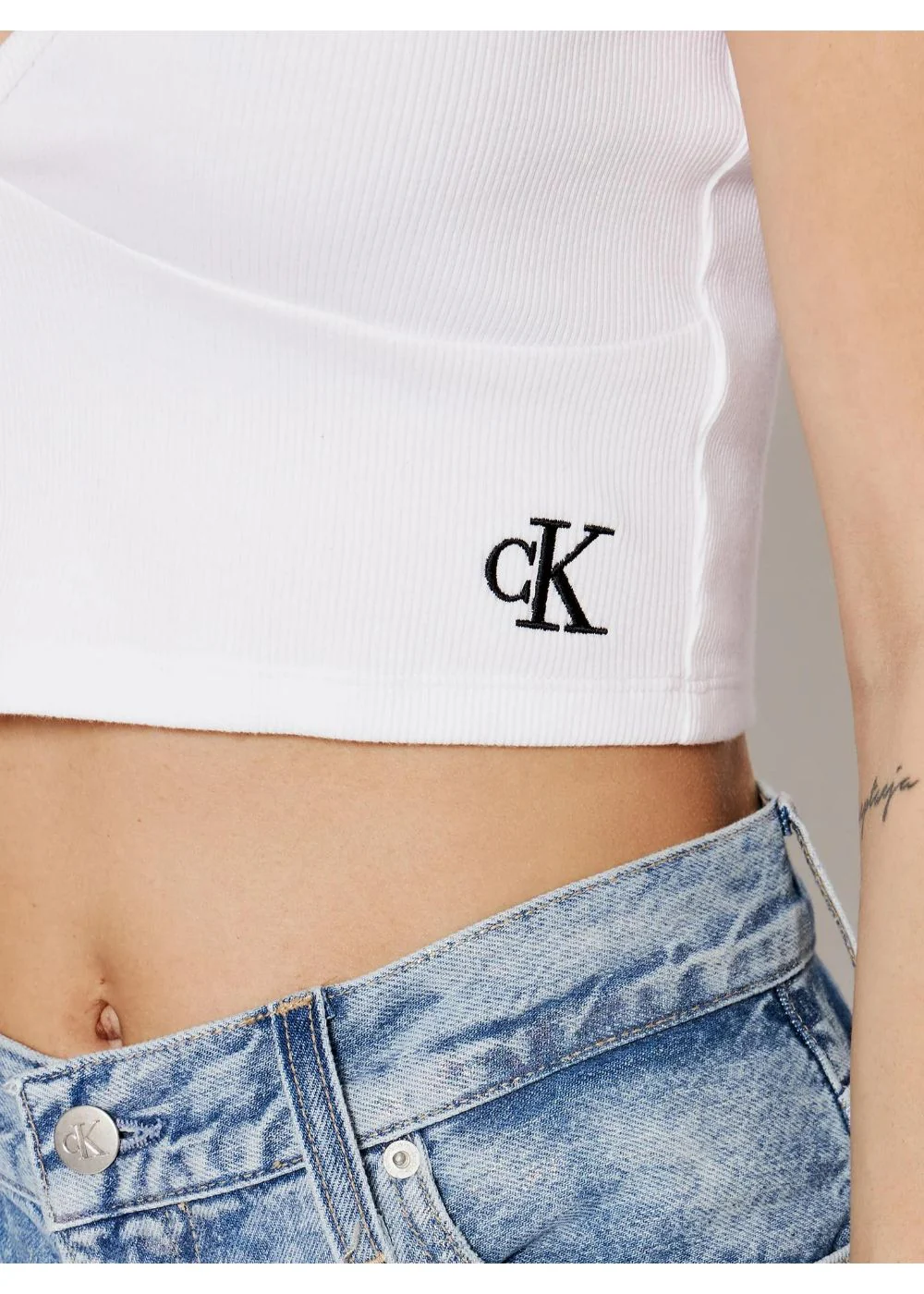 Calvin Klein Jeans - slim cropped ribbed tank top - women - women - Image 3