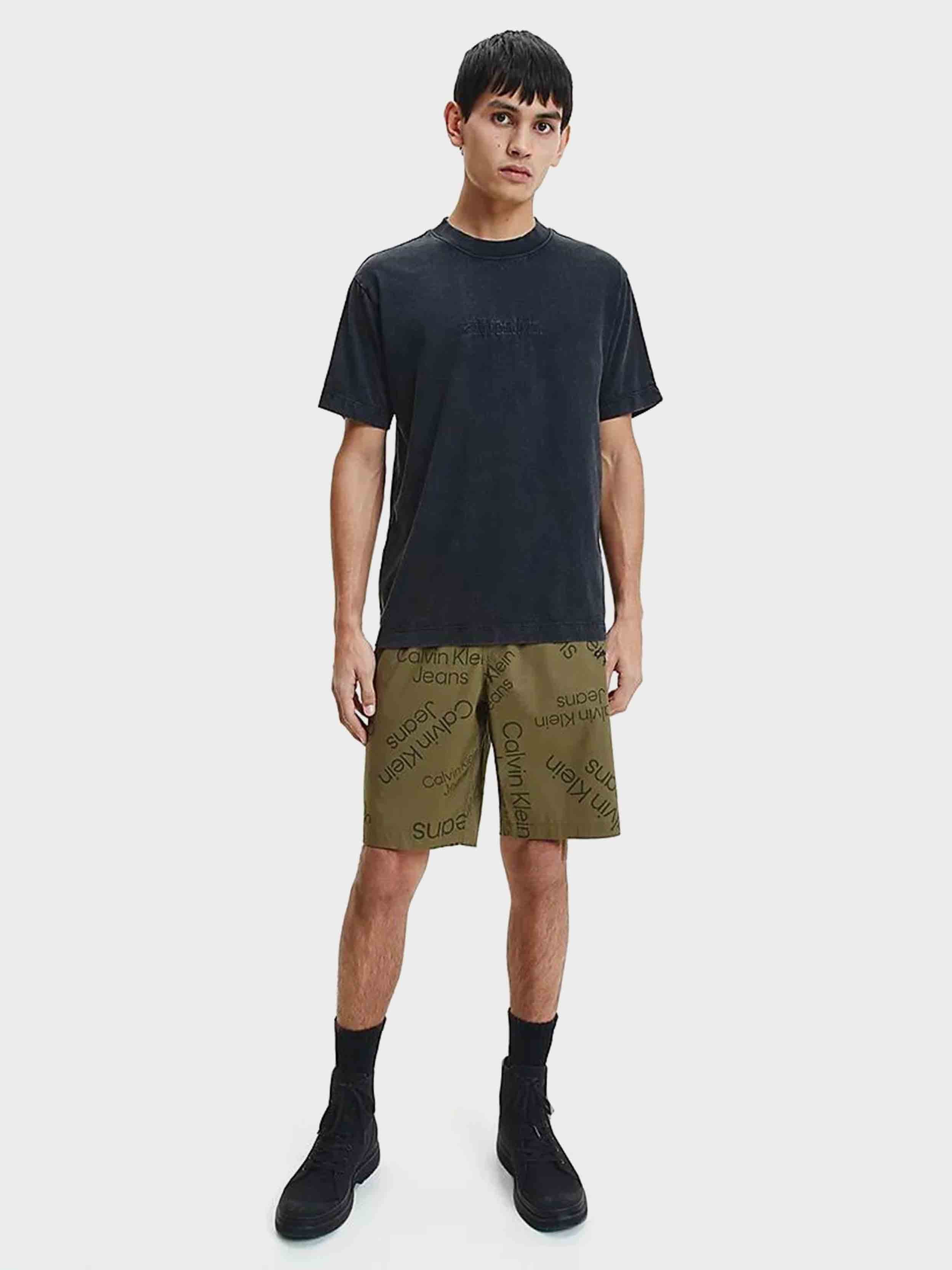 Calvin Klein Jeans - Men's All Over Logo Shorts Regular Fit - Image 7