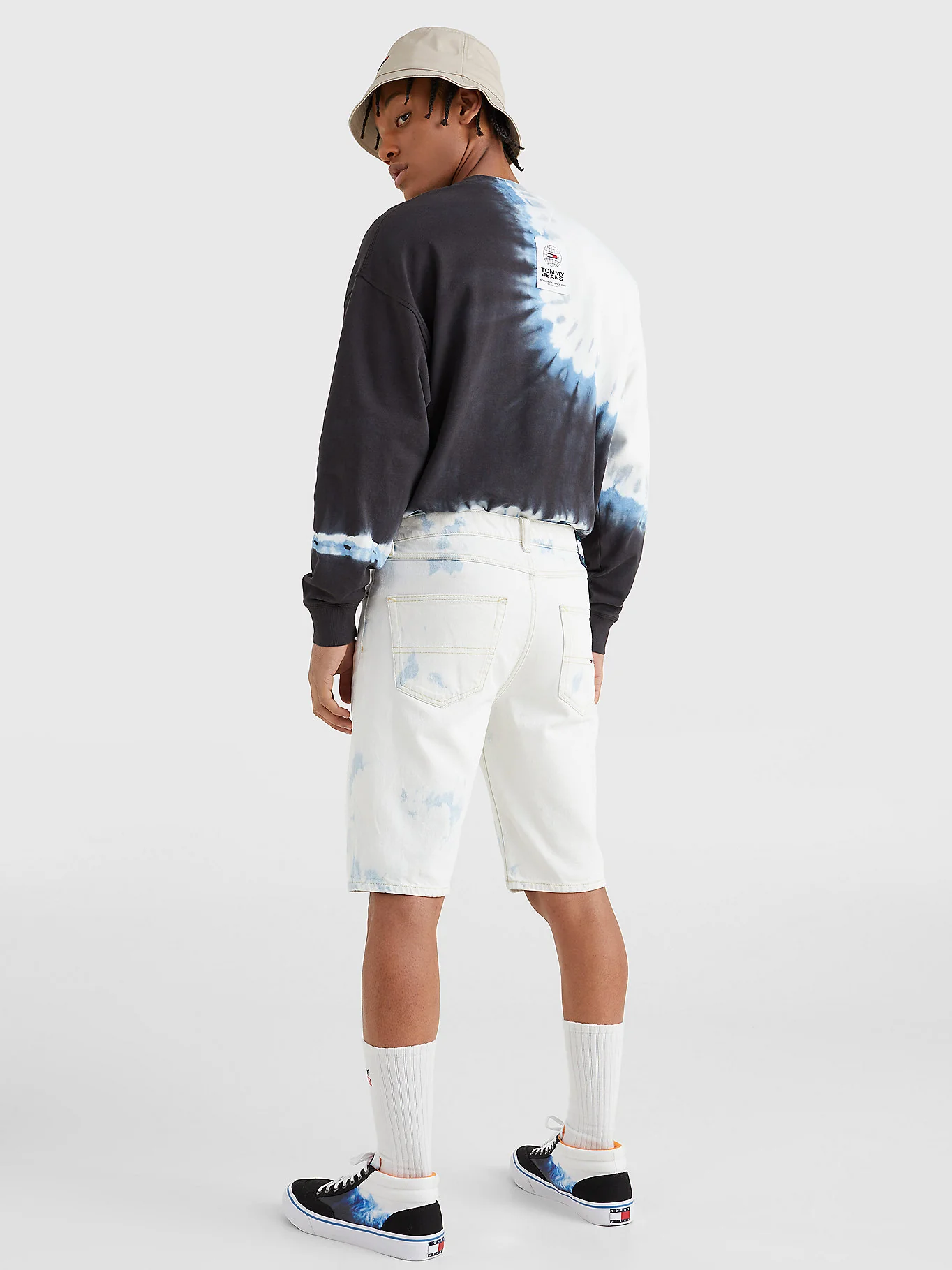 Tommy Hilfiger Jeans - Men's Dad Tie-Dye Denim Shorts - Image 3