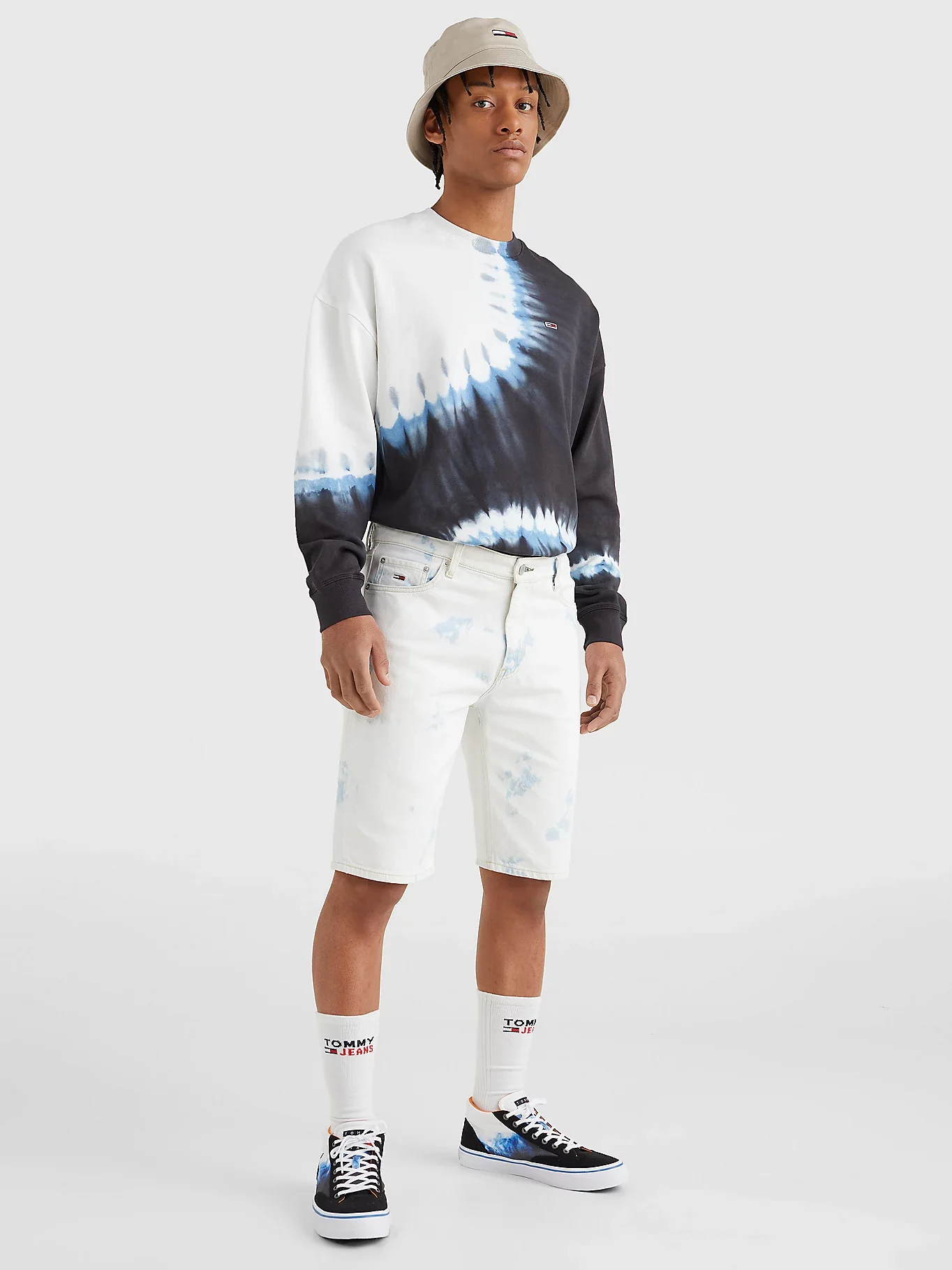Tommy Hilfiger Jeans - Men's Dad Tie-Dye Denim Shorts - Image 5