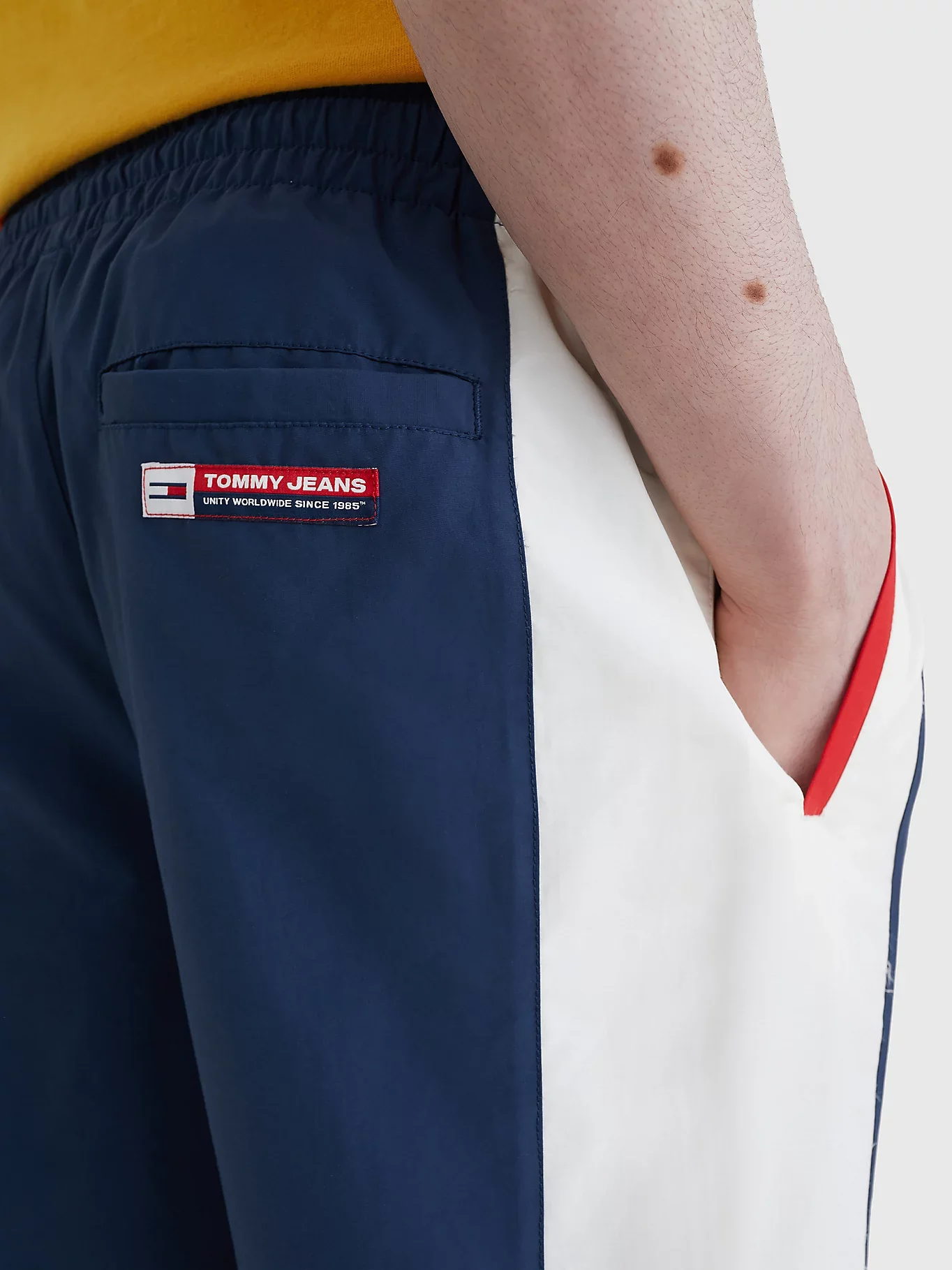Tommy Hilfiger Jeans - Men's Relaxed Fit Basketball Shorts - Image 3
