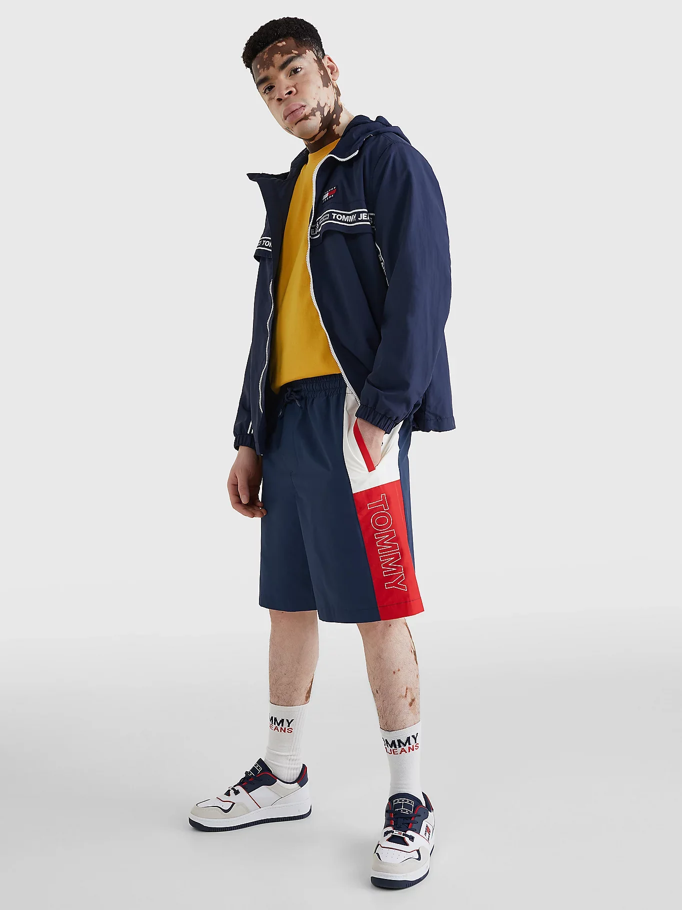 Tommy Hilfiger Jeans - Men's Relaxed Fit Basketball Shorts - Image 5
