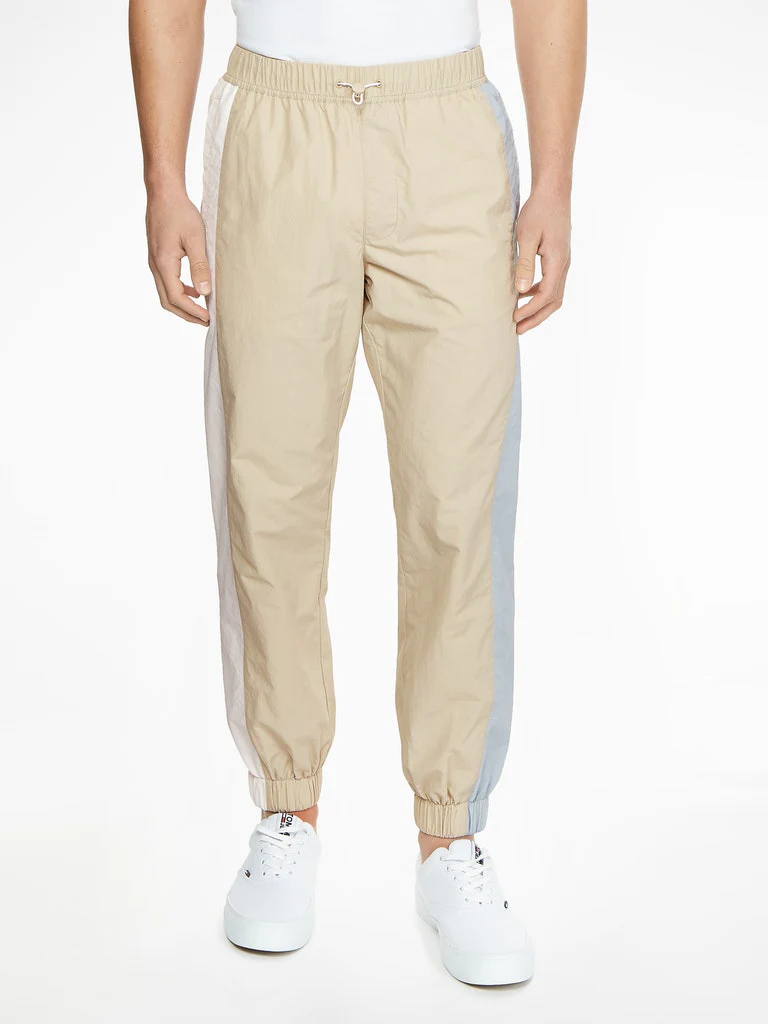 Tommy Hilfiger Jeans - Men's Colourblock Windpants Tapered Fit - Image 2