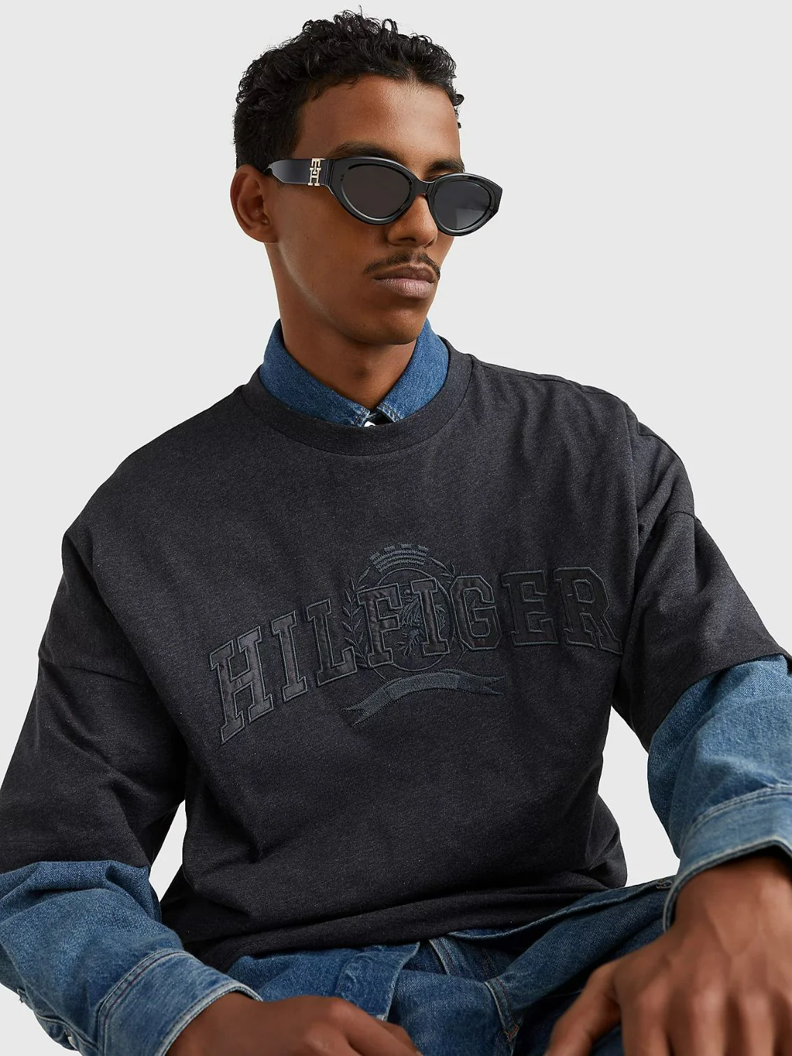 Tommy Hilfiger - Men's Crest Organic Cotton College T-Shirt - Image 3
