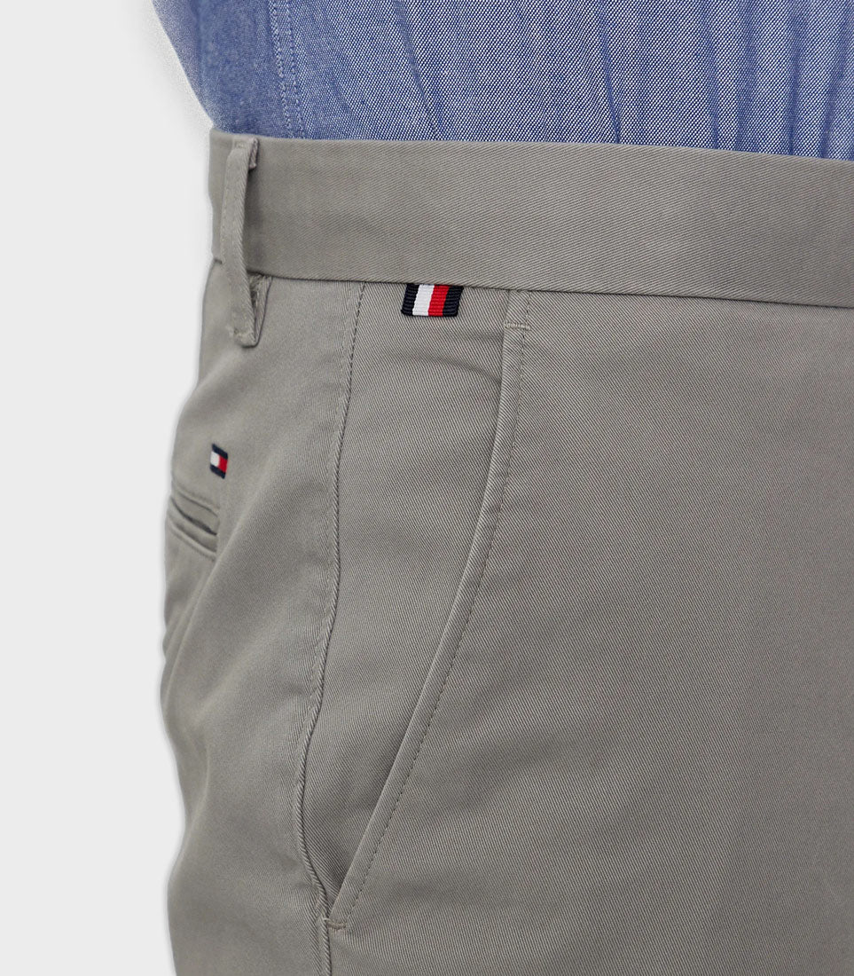 Tommy Hilfiger - 1985 Collection Denton Fitted Chinos - Image 44