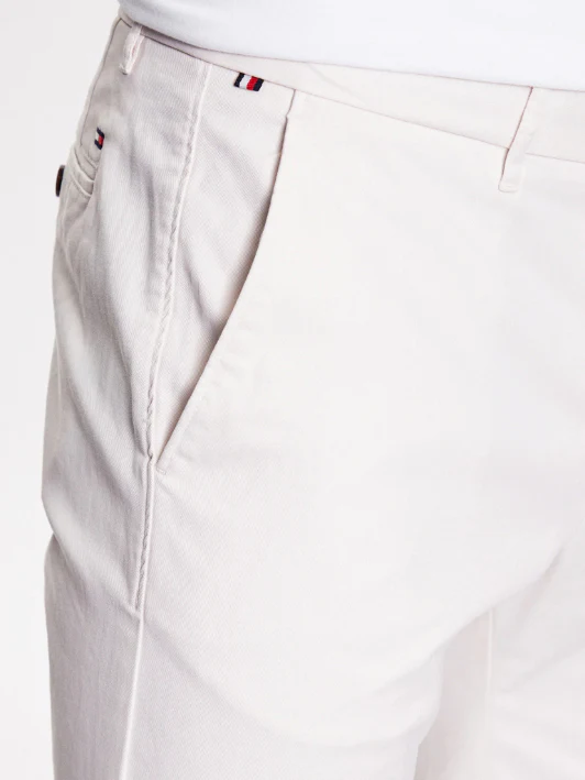 Tommy Hilfiger - 1985 Collection Denton Fitted Chinos - Image 49