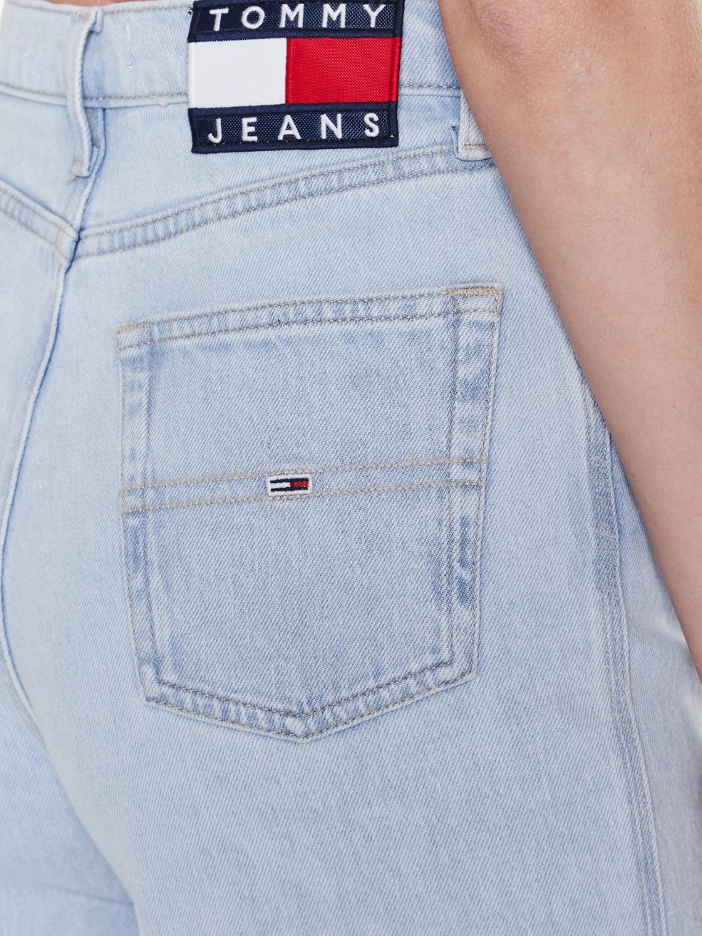 Tommy Hilfiger Jeans - Claire High Rise Wide Leg Jeans - Image 4