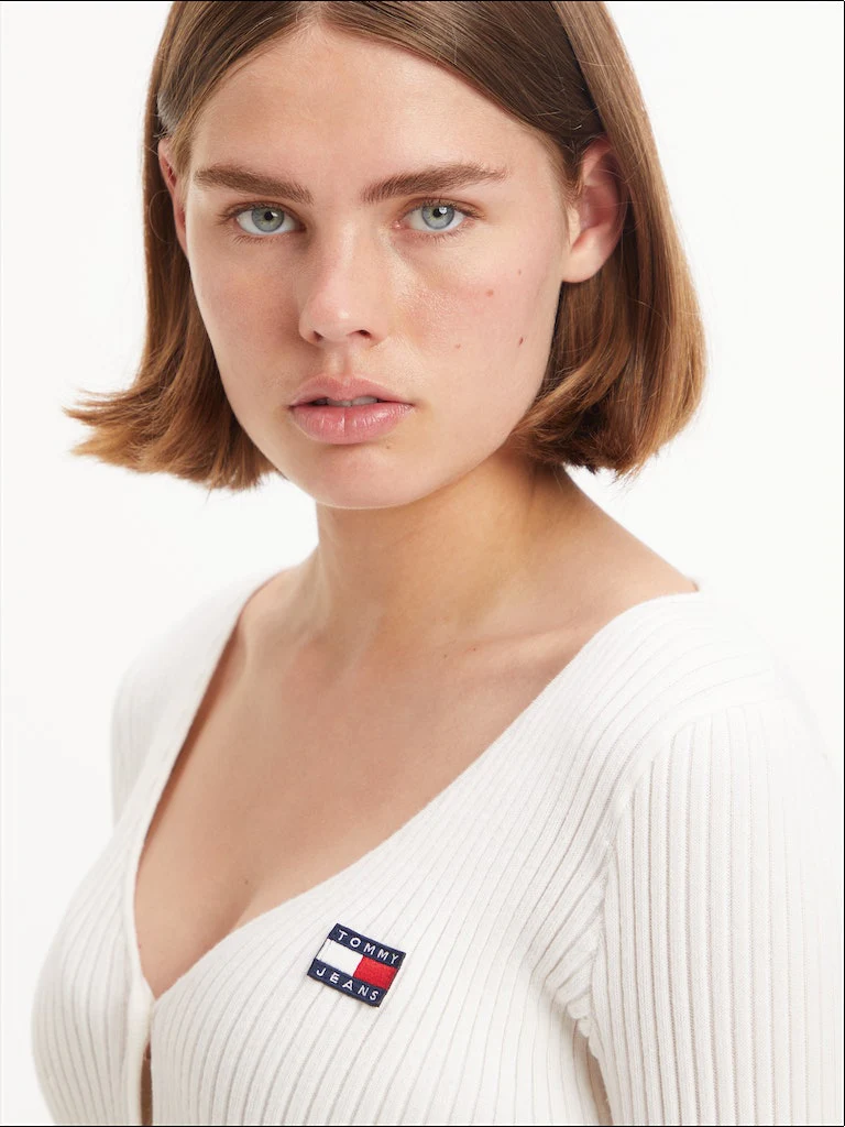 Tommy Hilfiger Jeans - Badge Rib - Knit Cropped Fit Cardigan - Image 3