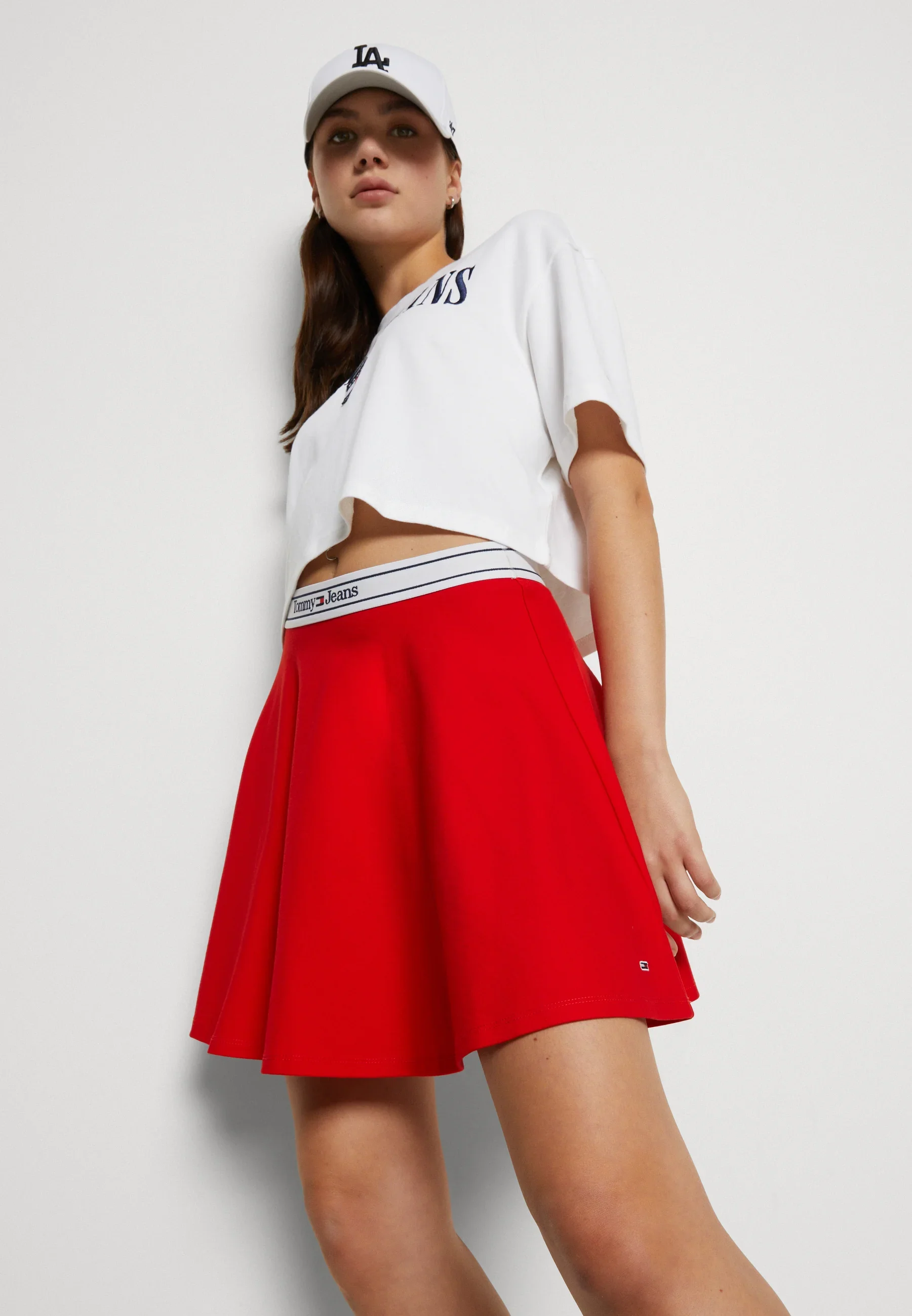 Tommy Hilfiger Jeans - Logo Circle Short Skirt Regular Fit - Image 3
