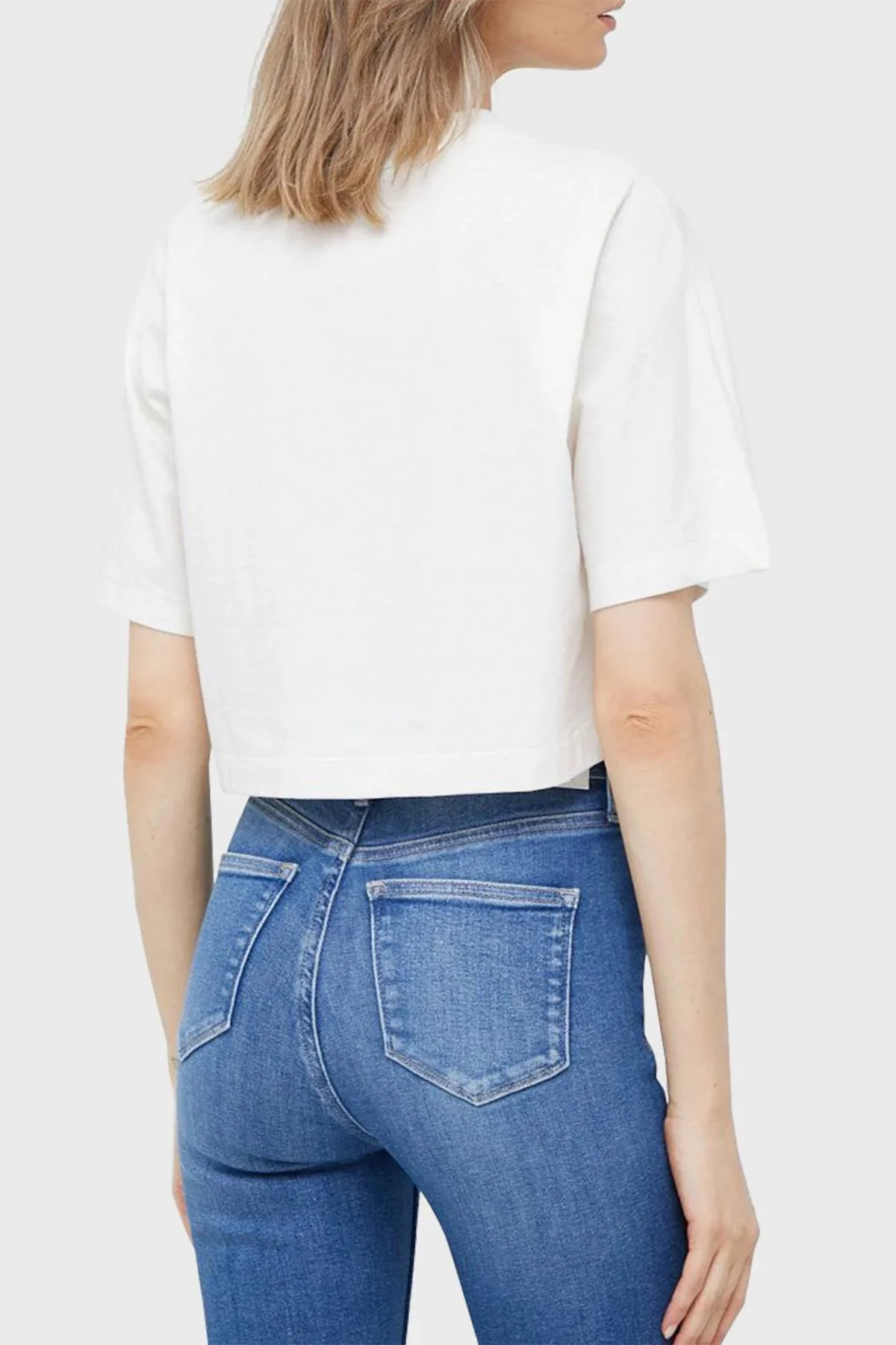 Calvin Klein Jeans - shiny institutional oversized crop tshirt - women - Image 5