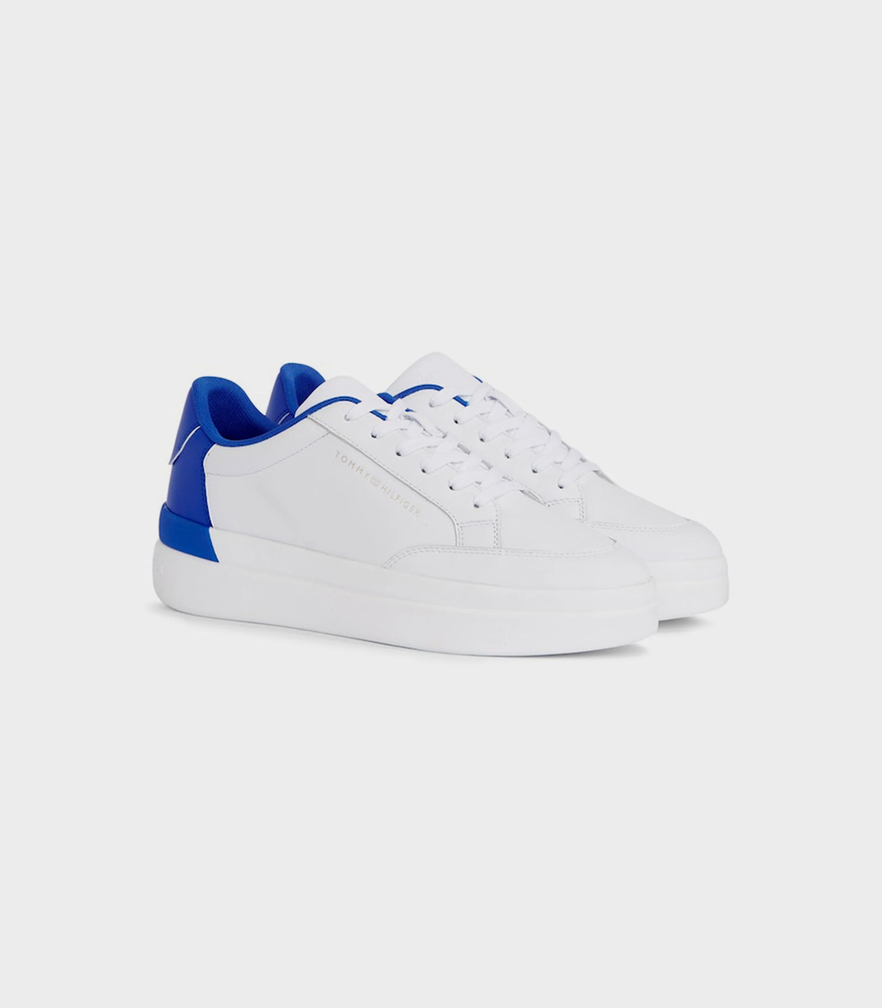 Tommy Hilfiger - Feminine Sneaker With Color Pop - Image 5