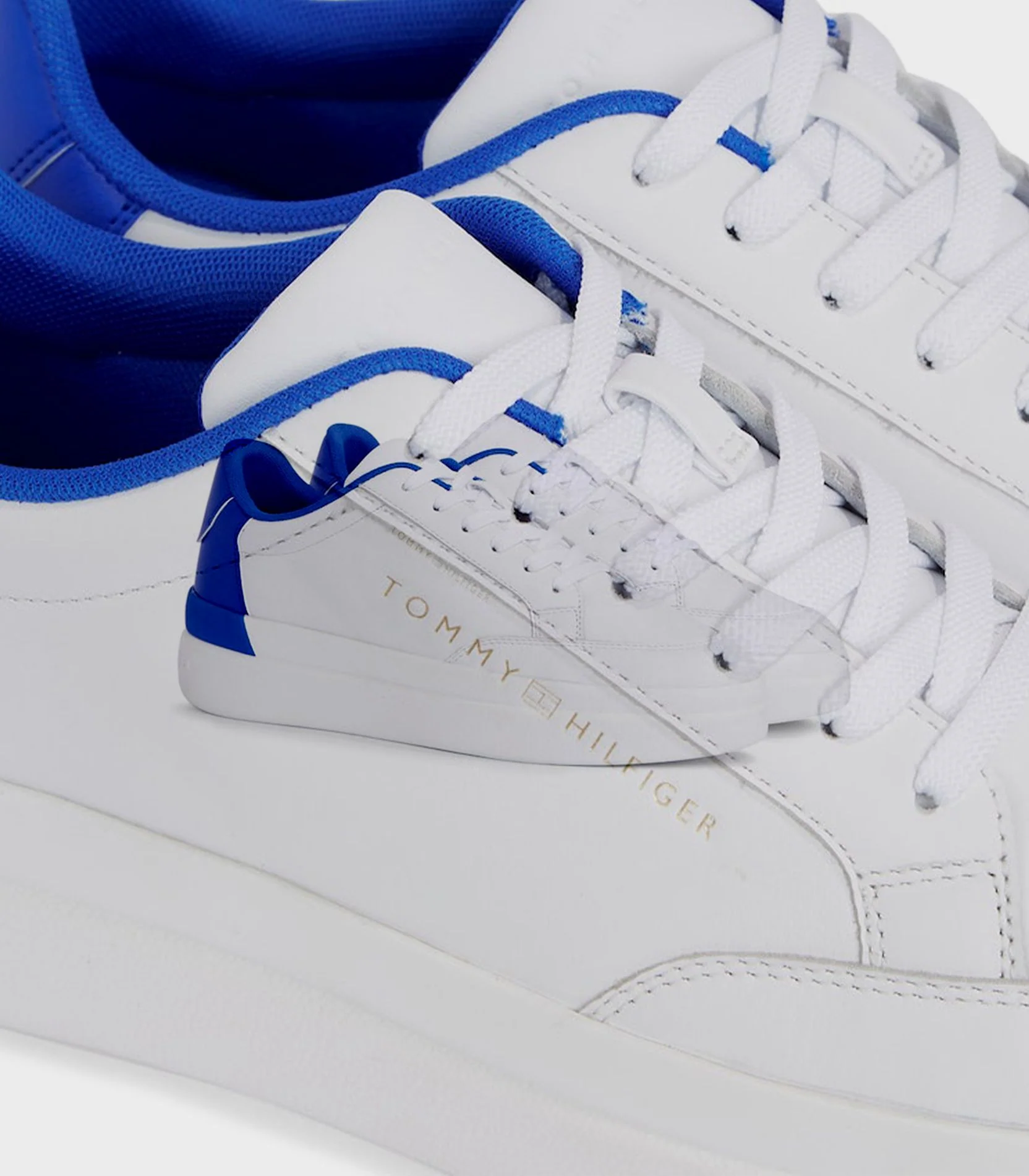 Tommy Hilfiger - Feminine Sneaker With Color Pop - Image 8