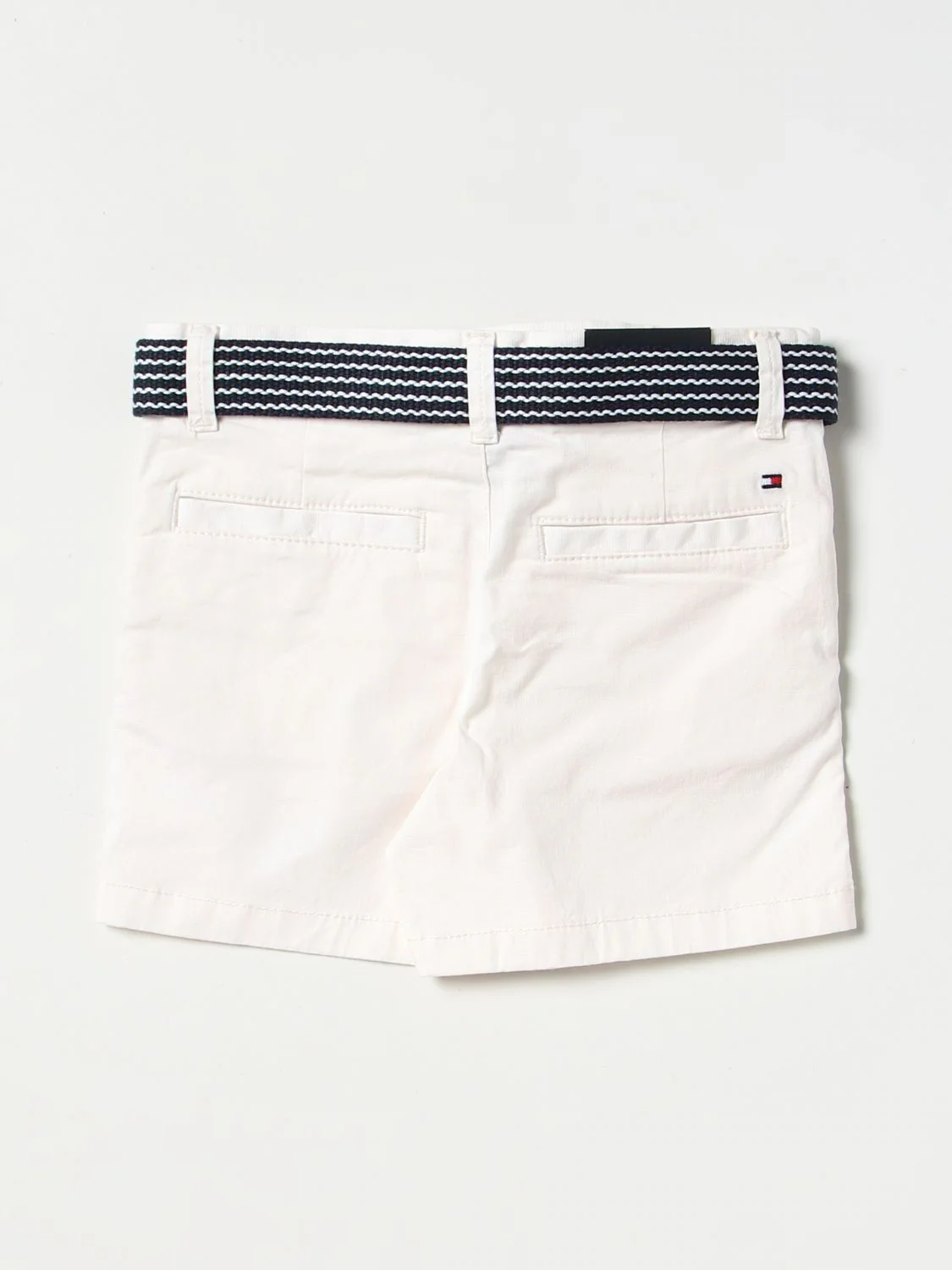 Tommy Hilfiger  - Boys -  Essential Belted Chino Regular Fit Shorts - Image 2