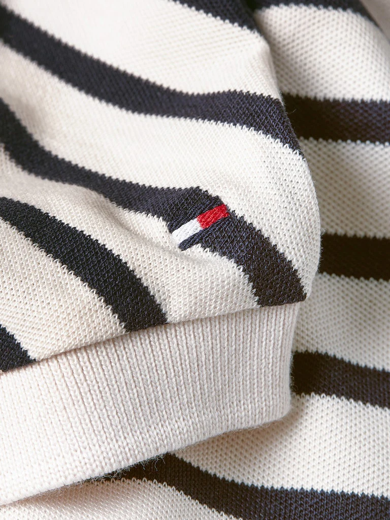 Tommy Hilfiger - Women's  Relaxed Lyocell Polo Short Sleeve - Image 11