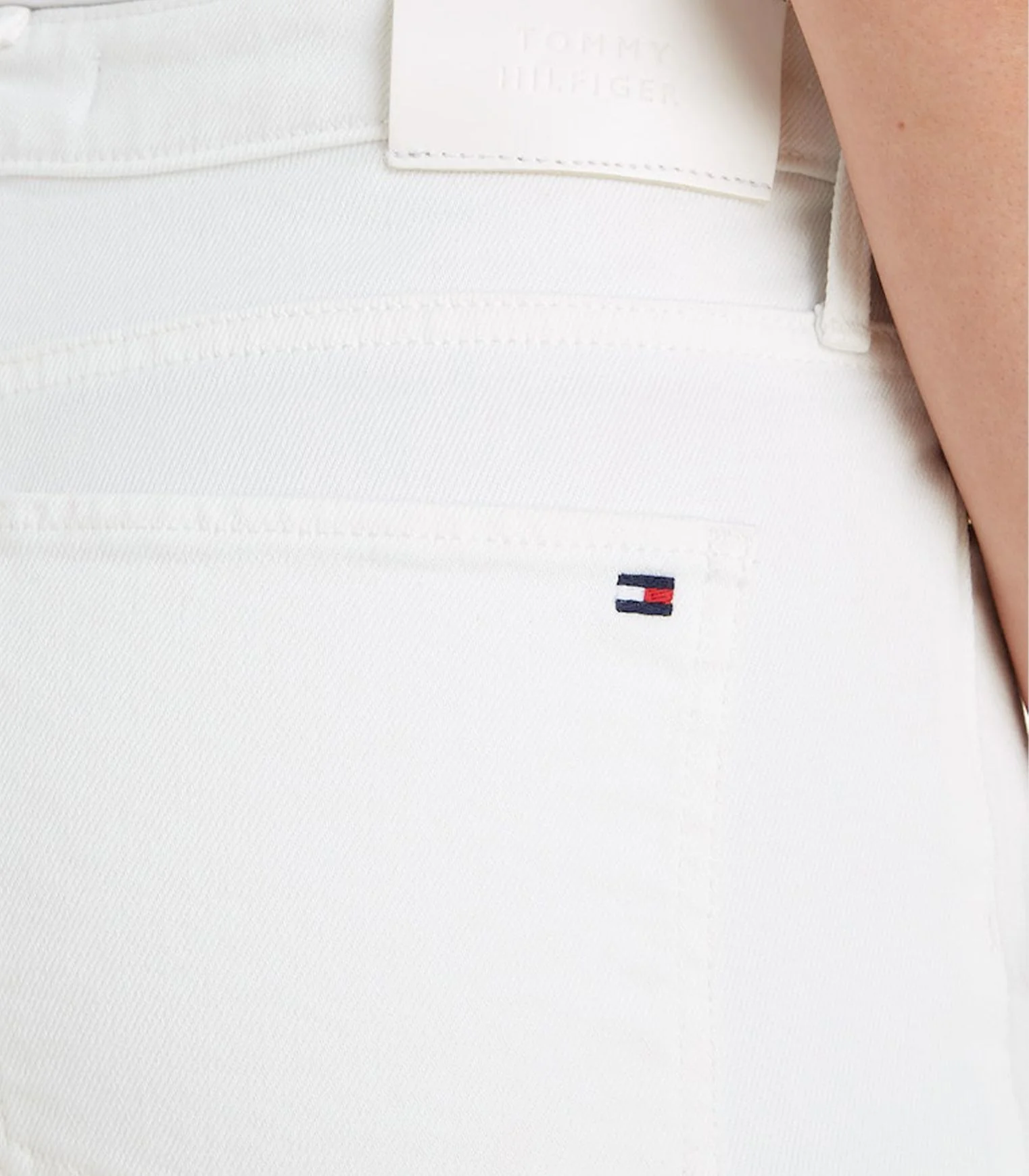 Tommy Hilfiger - Mid Rise Bootcut Jeans - Image 5