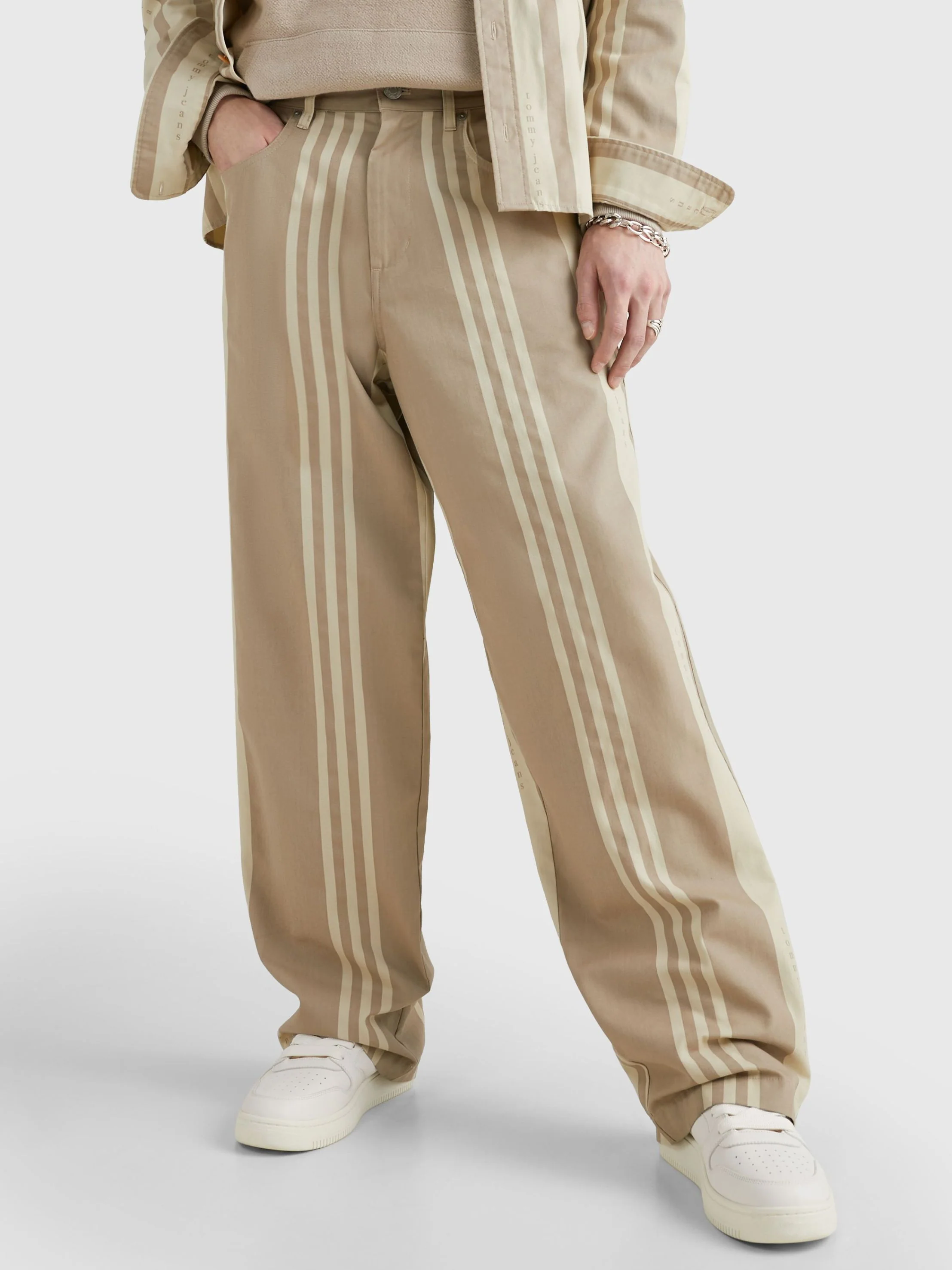 Tommy Hilfiger Jeans - Men's Cargo Trousers - Image 2