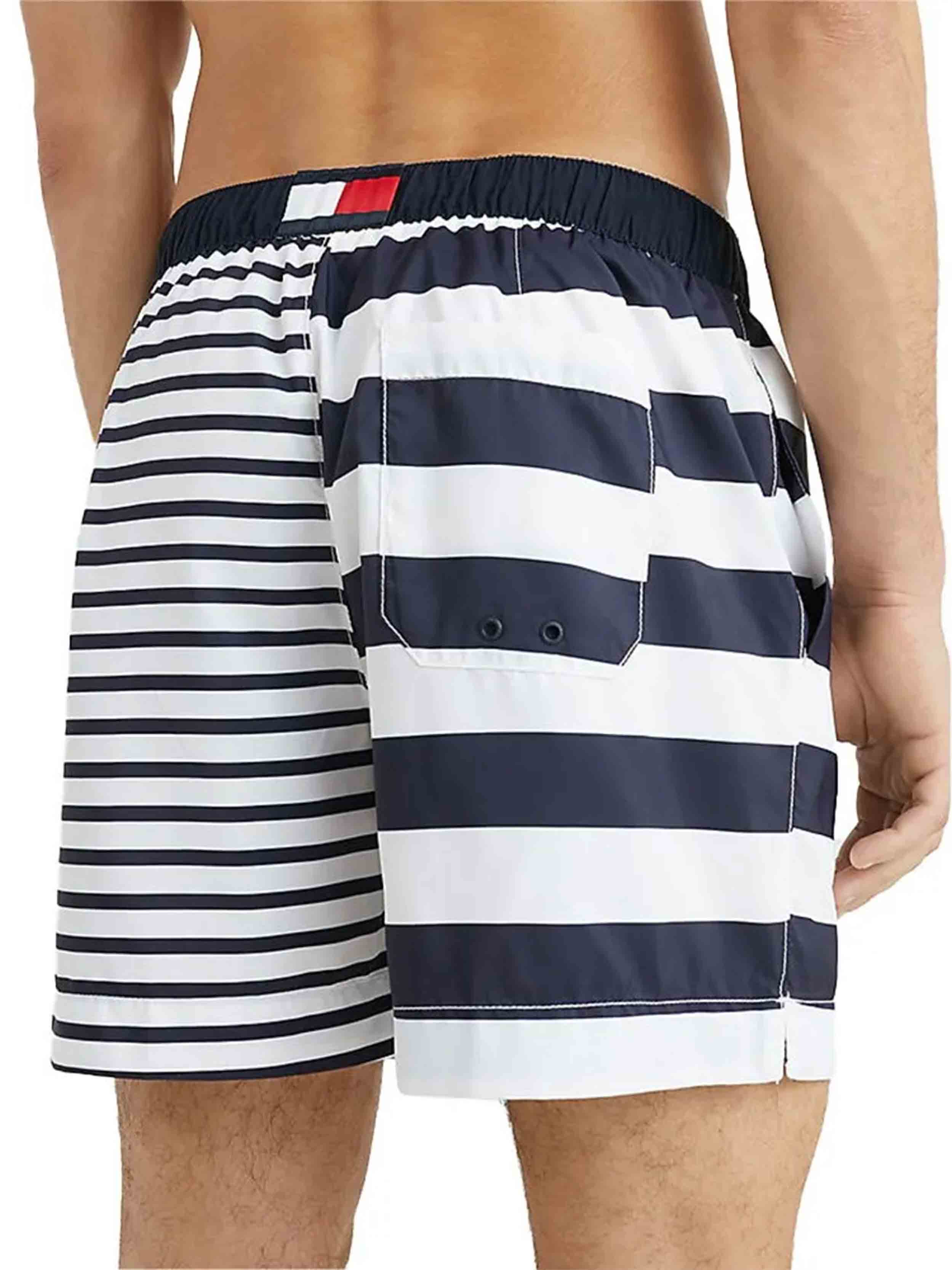 Tommy Hilfiger - Men's Medium Drawstring Printed Swim Shorts - Image 6