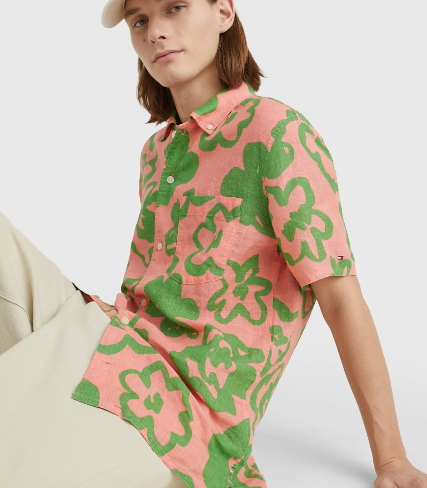 Tommy Hilfiger - Men's Floral Print Short Sleeve Linen Regular Fit Shirt - Image 5