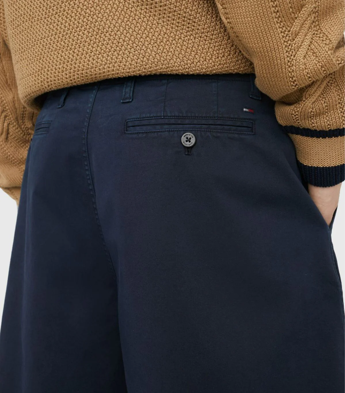 Tommy Hilfiger - Men's Garment-Dyed Gabardine Wide Leg Bermuda Shorts - Image 3