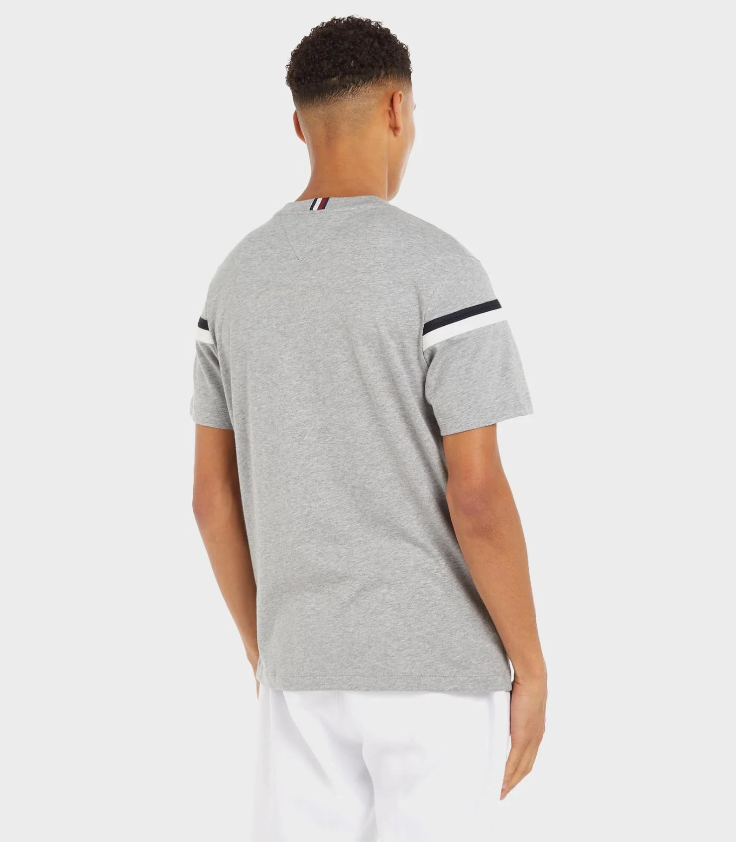 Tommy Hilfiger - Monotype Global Stripe T-Shirt Regular Fit - Image 5