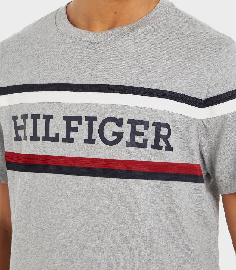 Tommy Hilfiger - Monotype Global Stripe T-Shirt Regular Fit - Image 6