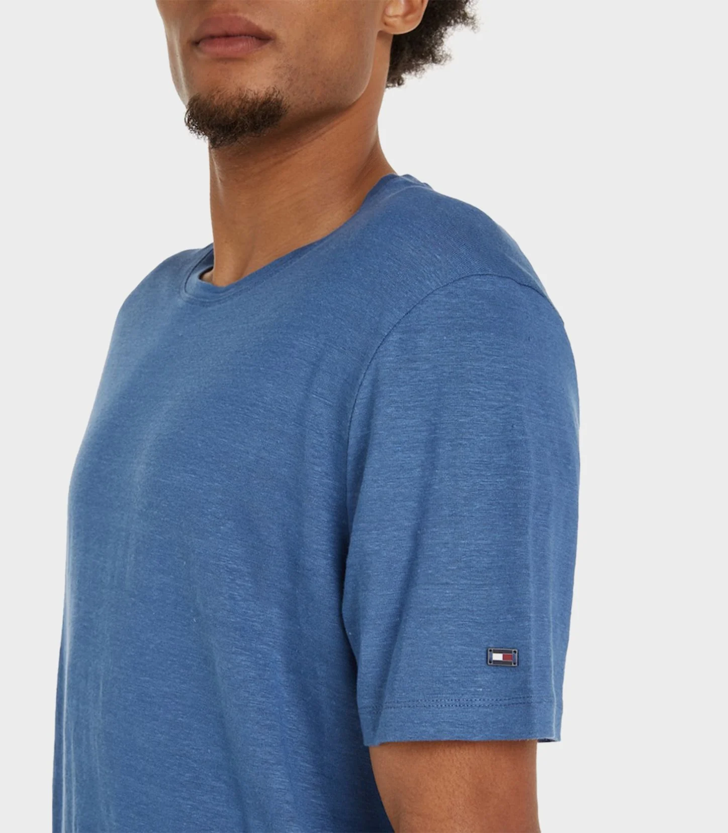 Tommy Hilfiger - Men's Premium Linen Regular Fit  T-Shirt - Image 4