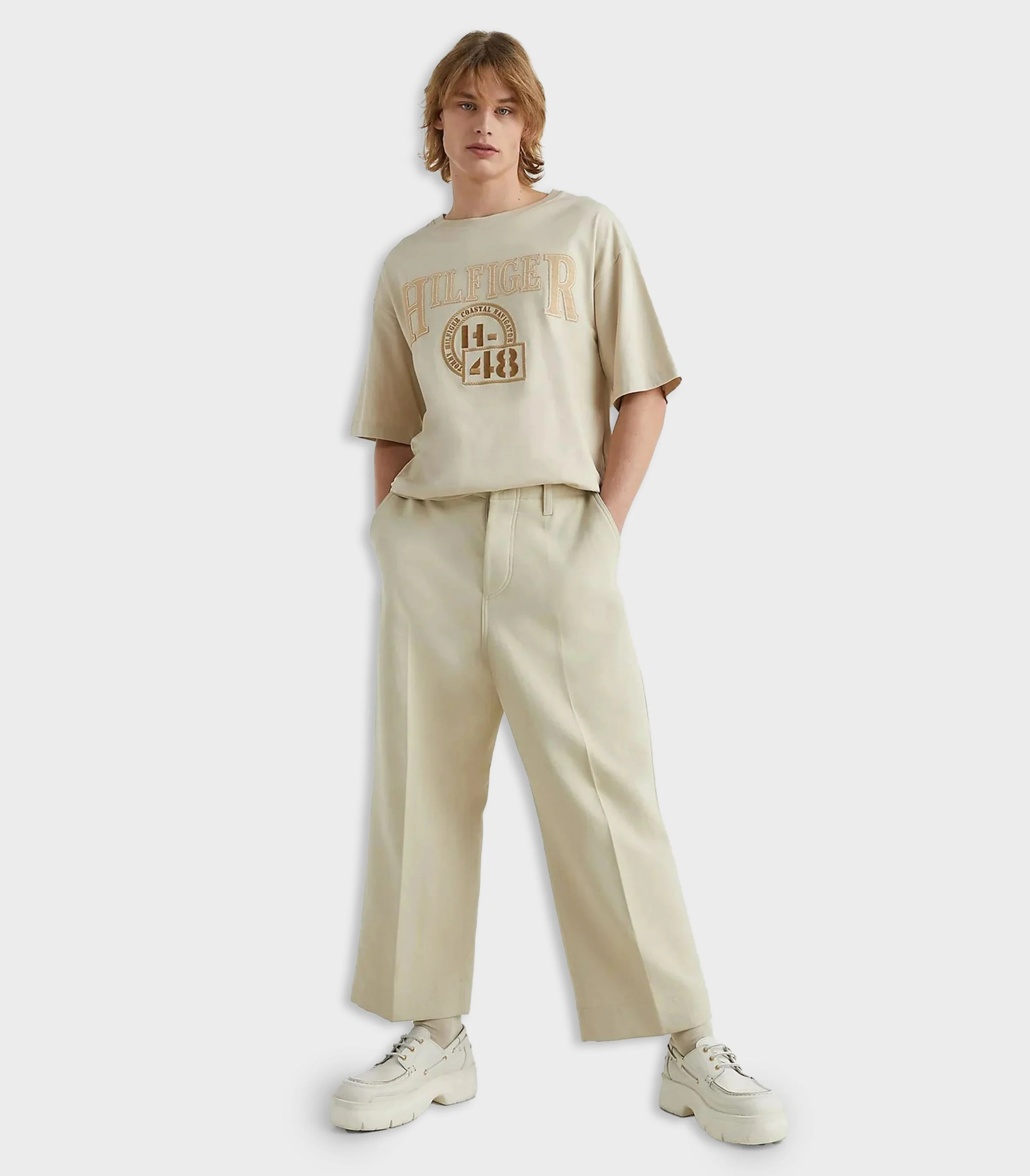 Tommy Hilfiger - Men's Boxy Logo T-Shirt - Image 3