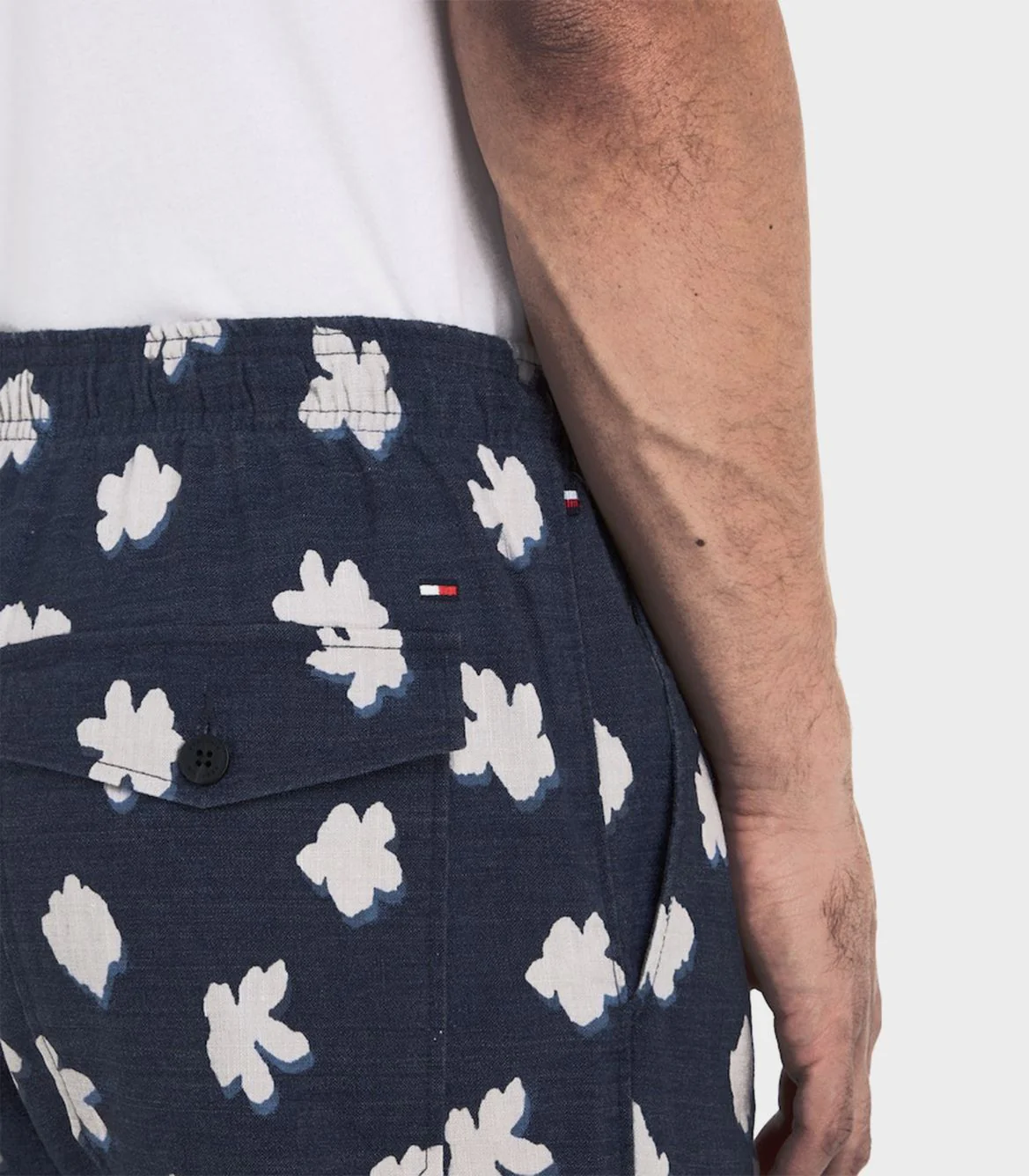 Tommy Hilfiger - Men's Harlem Print Relaxed Fit Shorts - Image 5