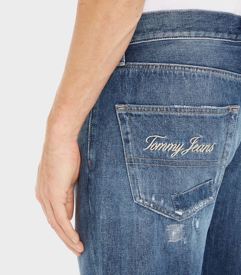 Tommy Hilfiger Jeans - Men's Dad Jeans Tapered Fit - Image 4