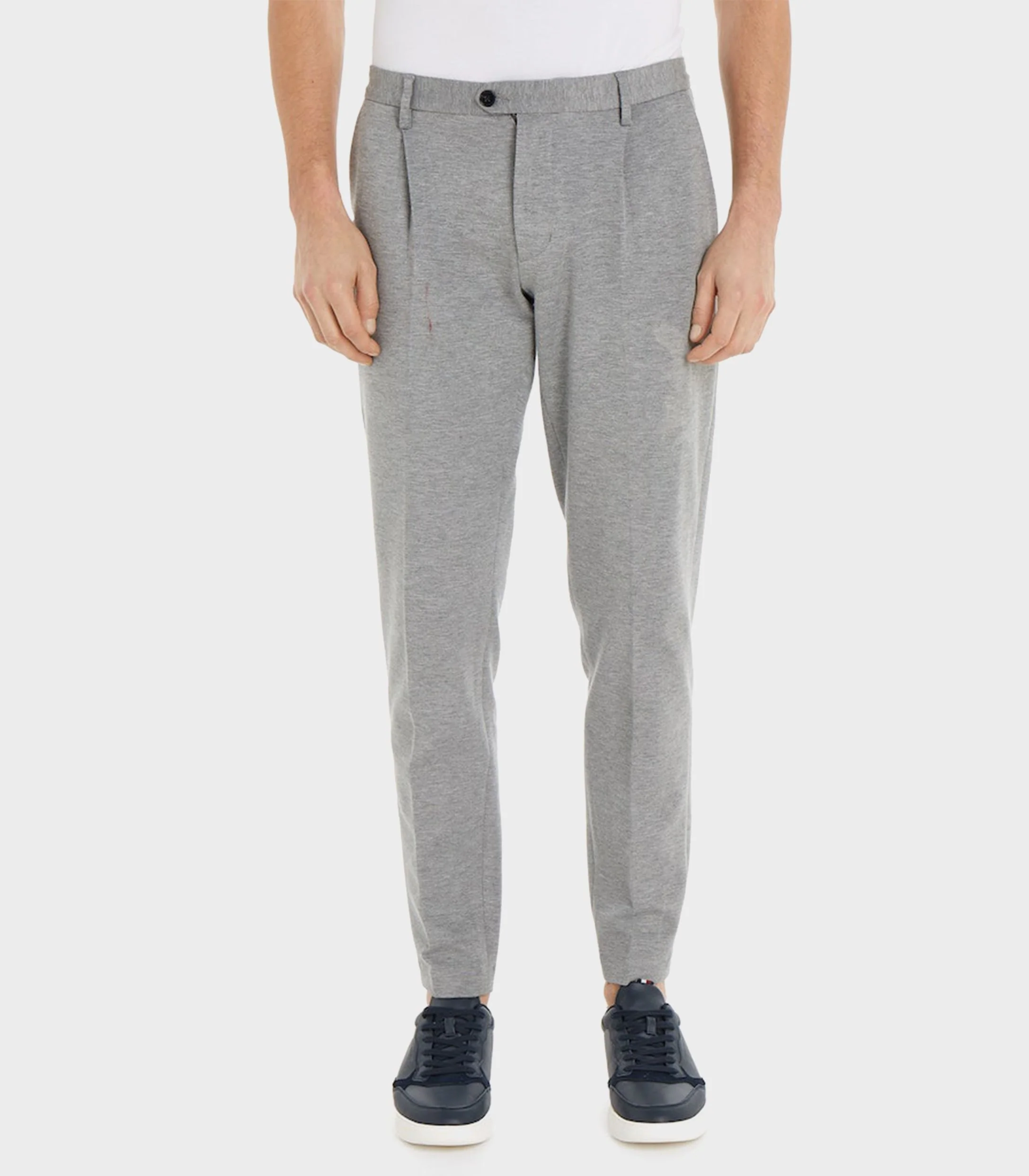 Tommy Hilfiger - Men's Hampton Pants In Tapered Line - Image 6