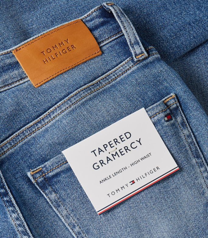 Tommy Hilfiger - Gramercy High Rise Tapered Faded Jeans - Image 4