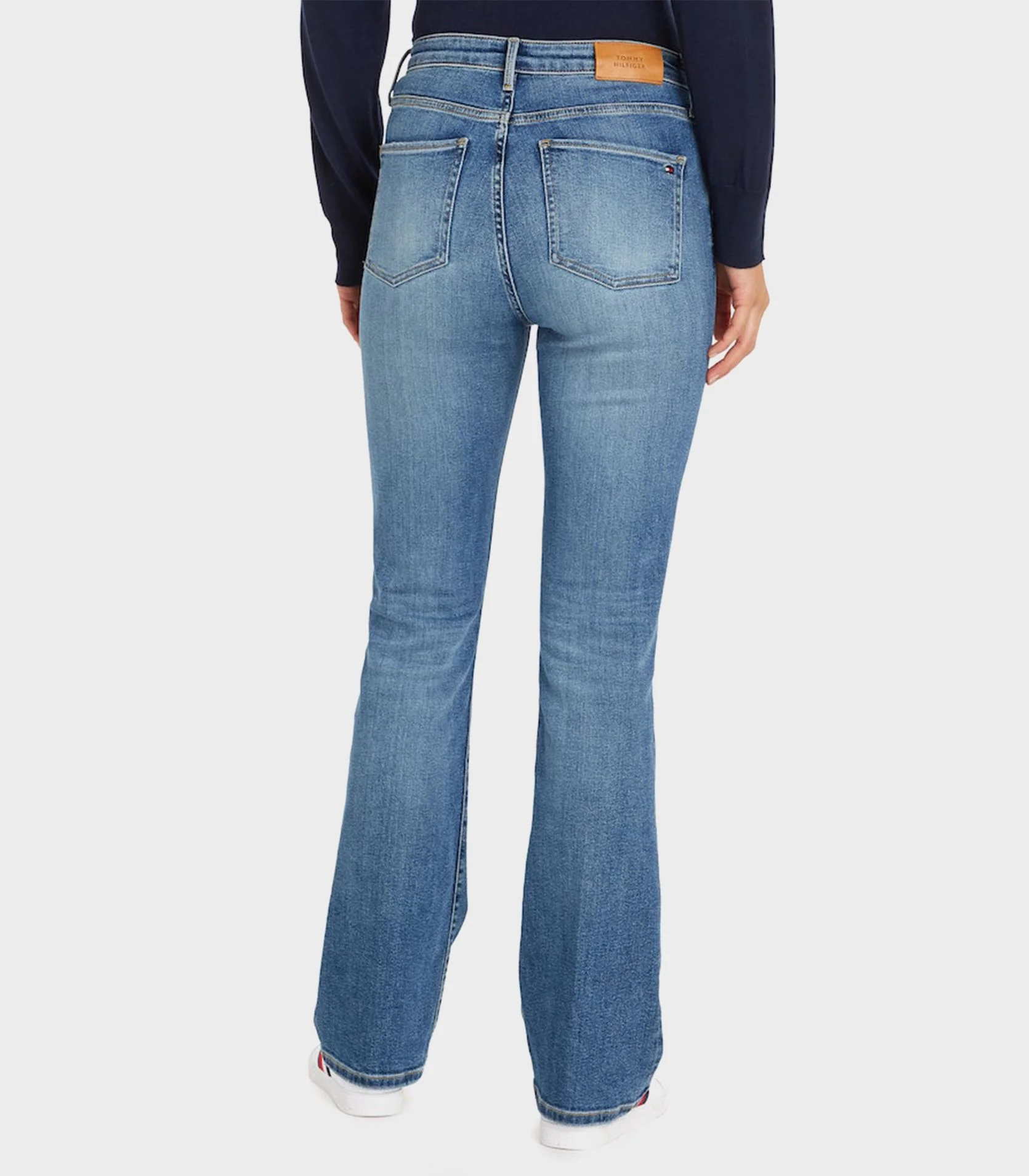 Tommy Hilfiger - High Rise Bootcut Faded Jeans - Image 6