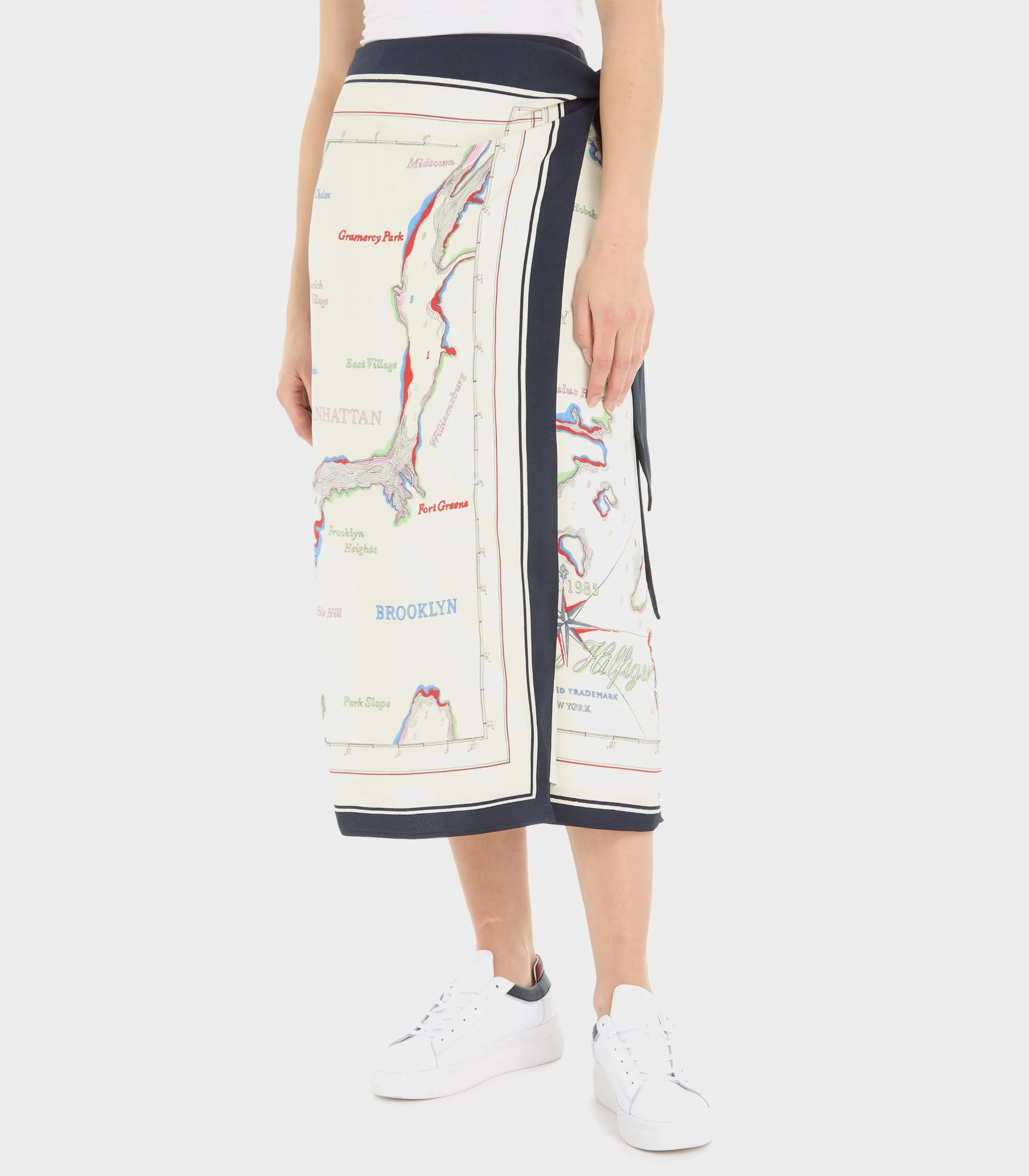 Tommy Hilfiger - Scarf Print Midi Wrap Skirt - Image 2